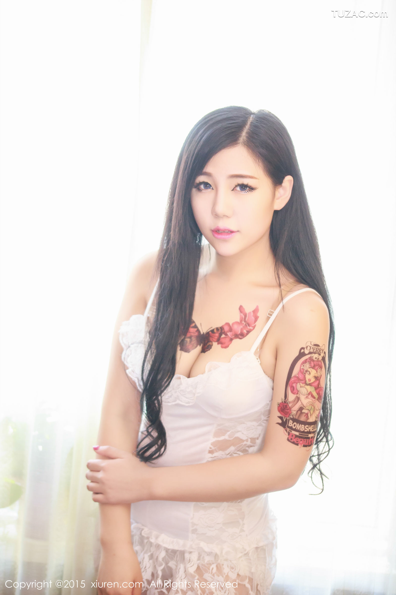 XiuRen秀人网-356-天津妹子旭旭-《性感的吊带小睡衣》-2015.07.20