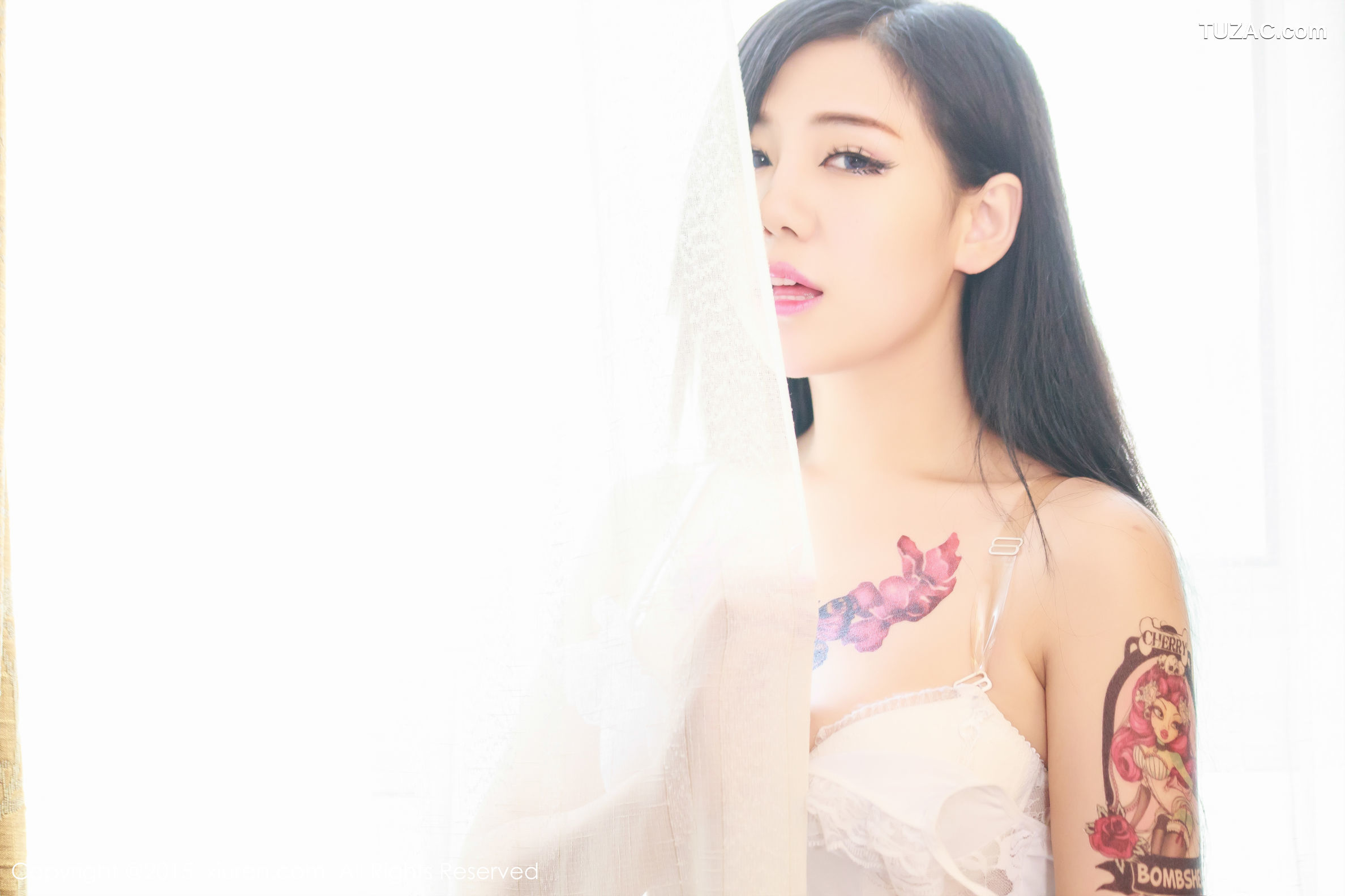 XiuRen秀人网-356-天津妹子旭旭-《性感的吊带小睡衣》-2015.07.20