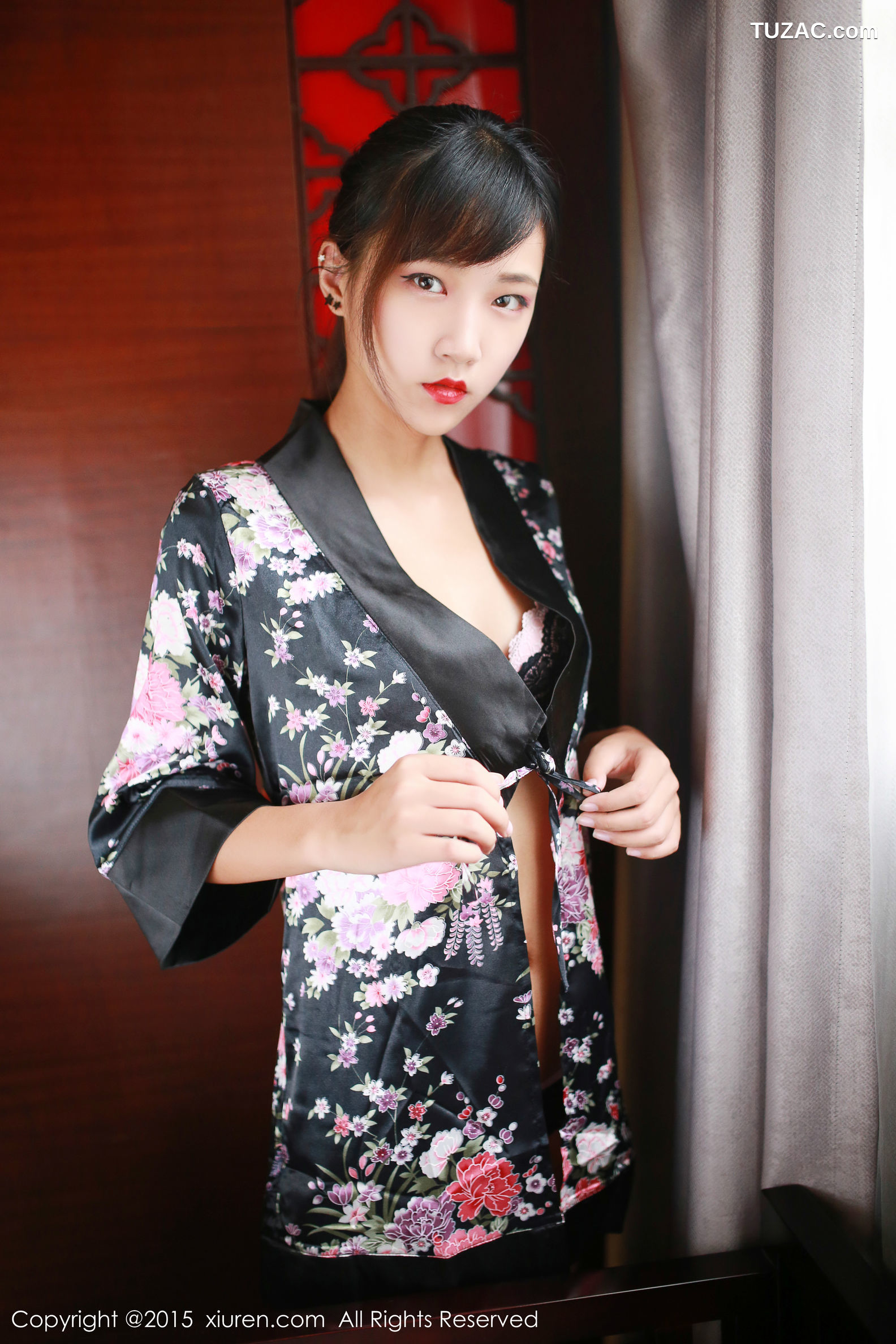 XiuRen秀人网-357-徐畅和徐畅-《室外-室内小清新系列》-2015.07.21