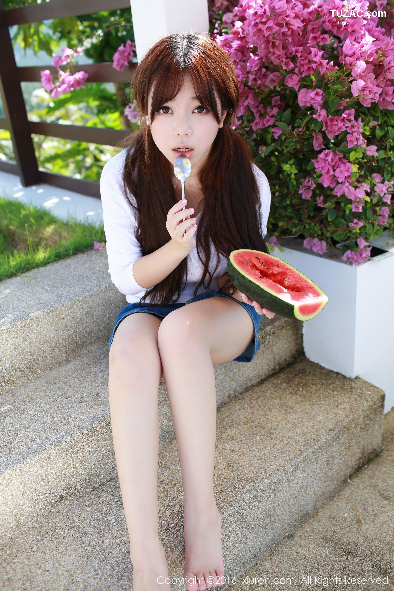 XiuRen秀人网-490-刘飞儿-《西瓜-牛仔超短裙-针织内衣》-2016.02.29