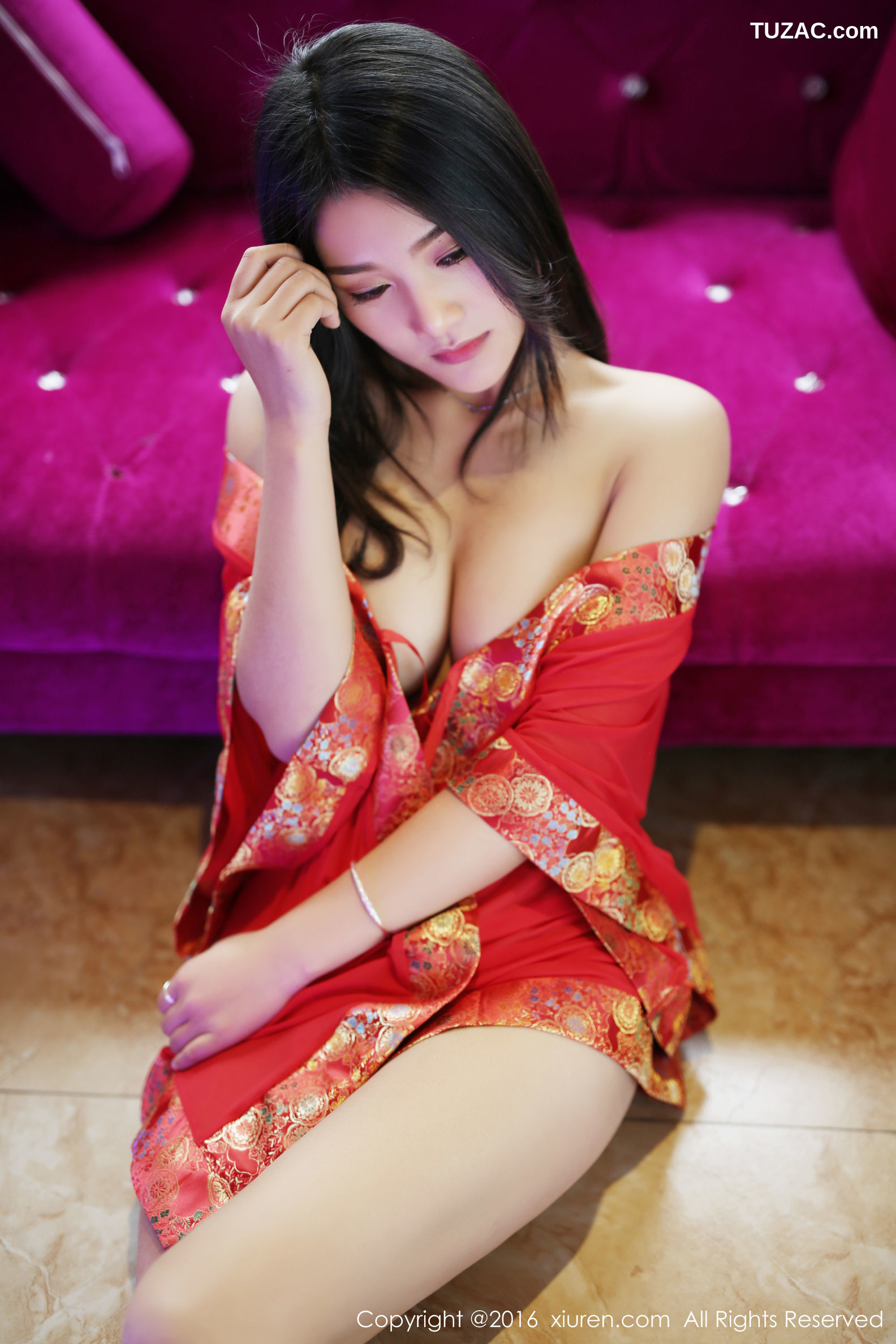 XiuRen秀人网-508-白微Sera-《古典汉服-蕾丝内衣》-2016.04.12