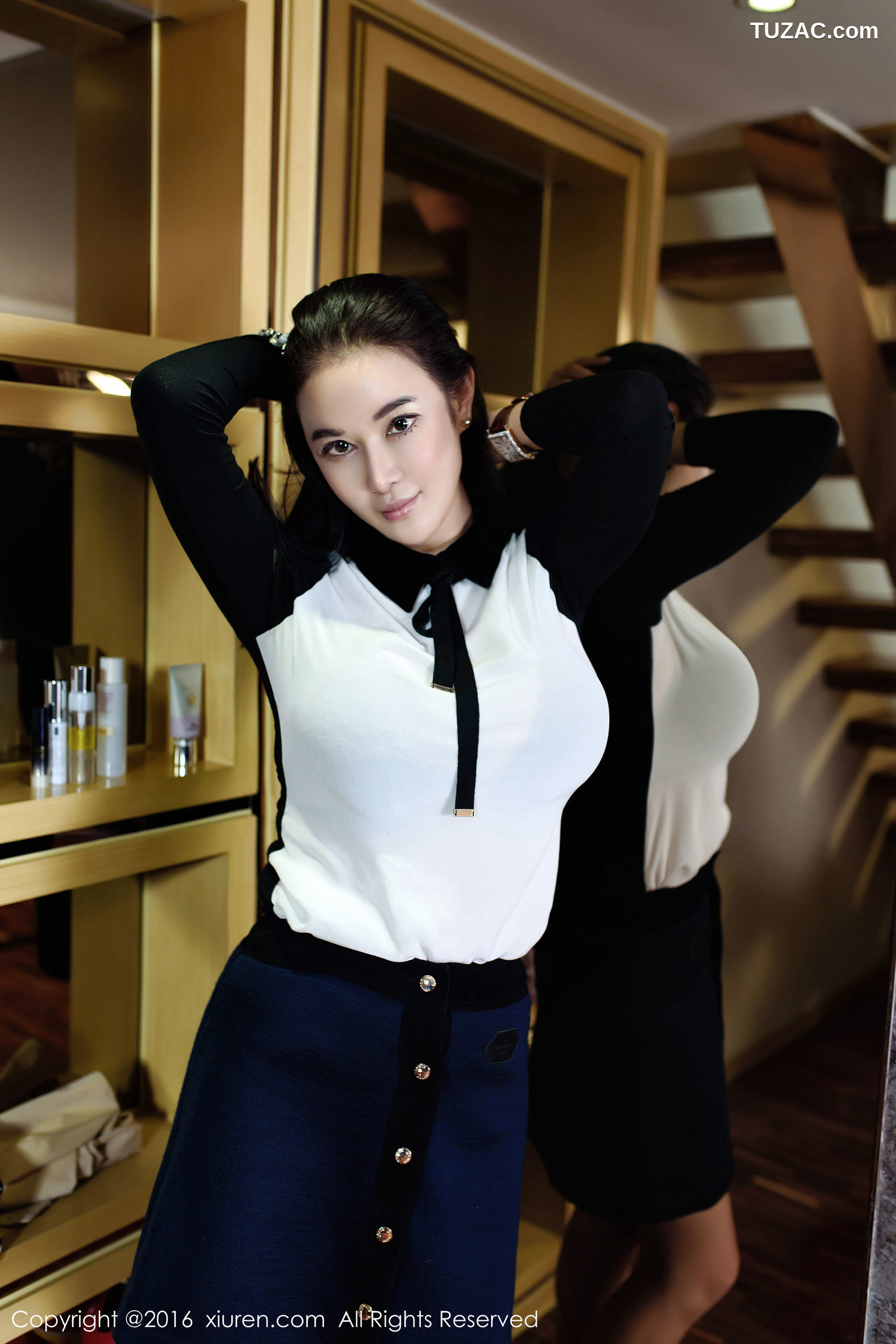 XiuRen秀人网-544-香港Eva-《成熟-高贵-巨乳-御姐》-2016.06.17