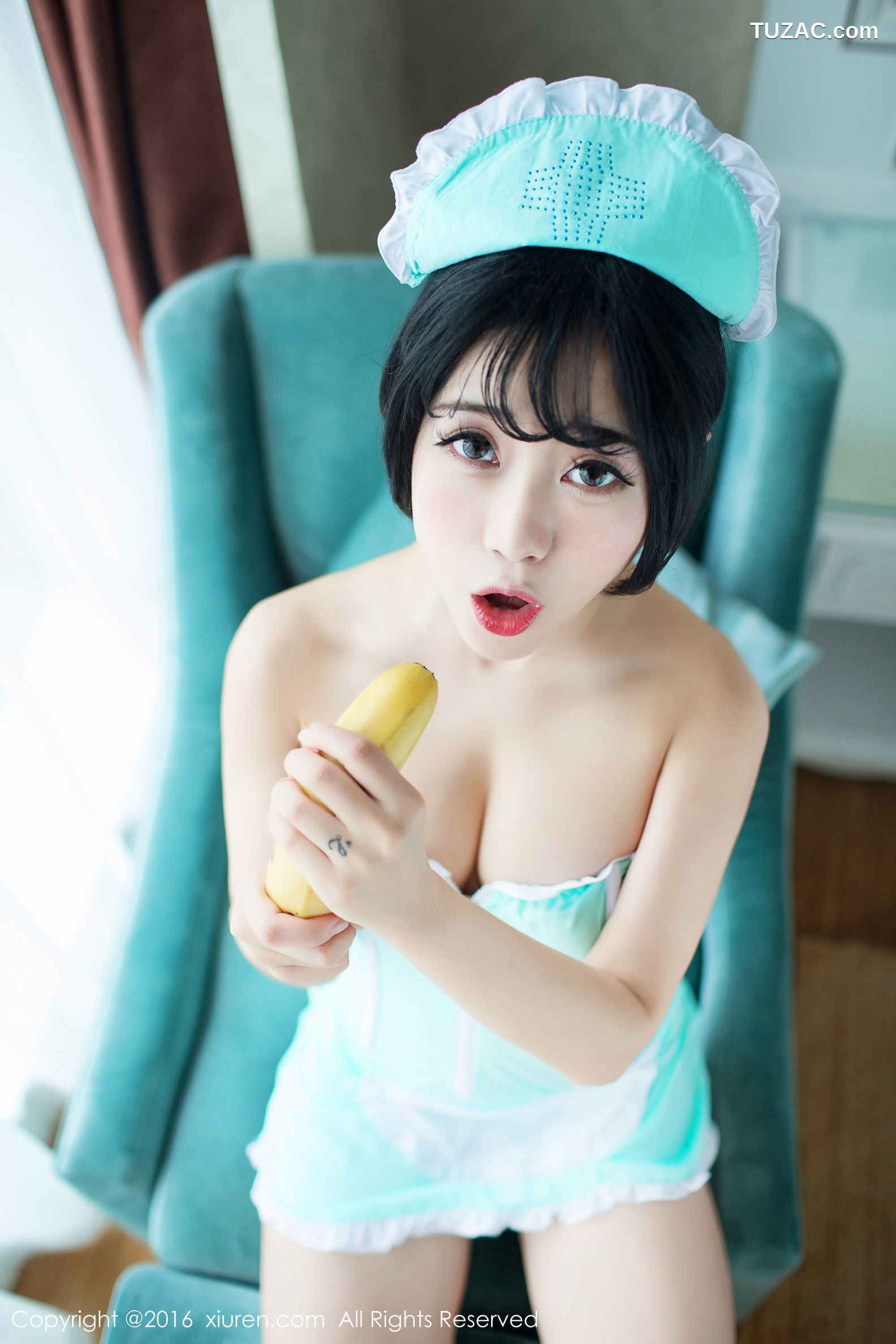 XiuRen秀人网-550-兜豆靓-《香蕉小护士》-2016.06.23