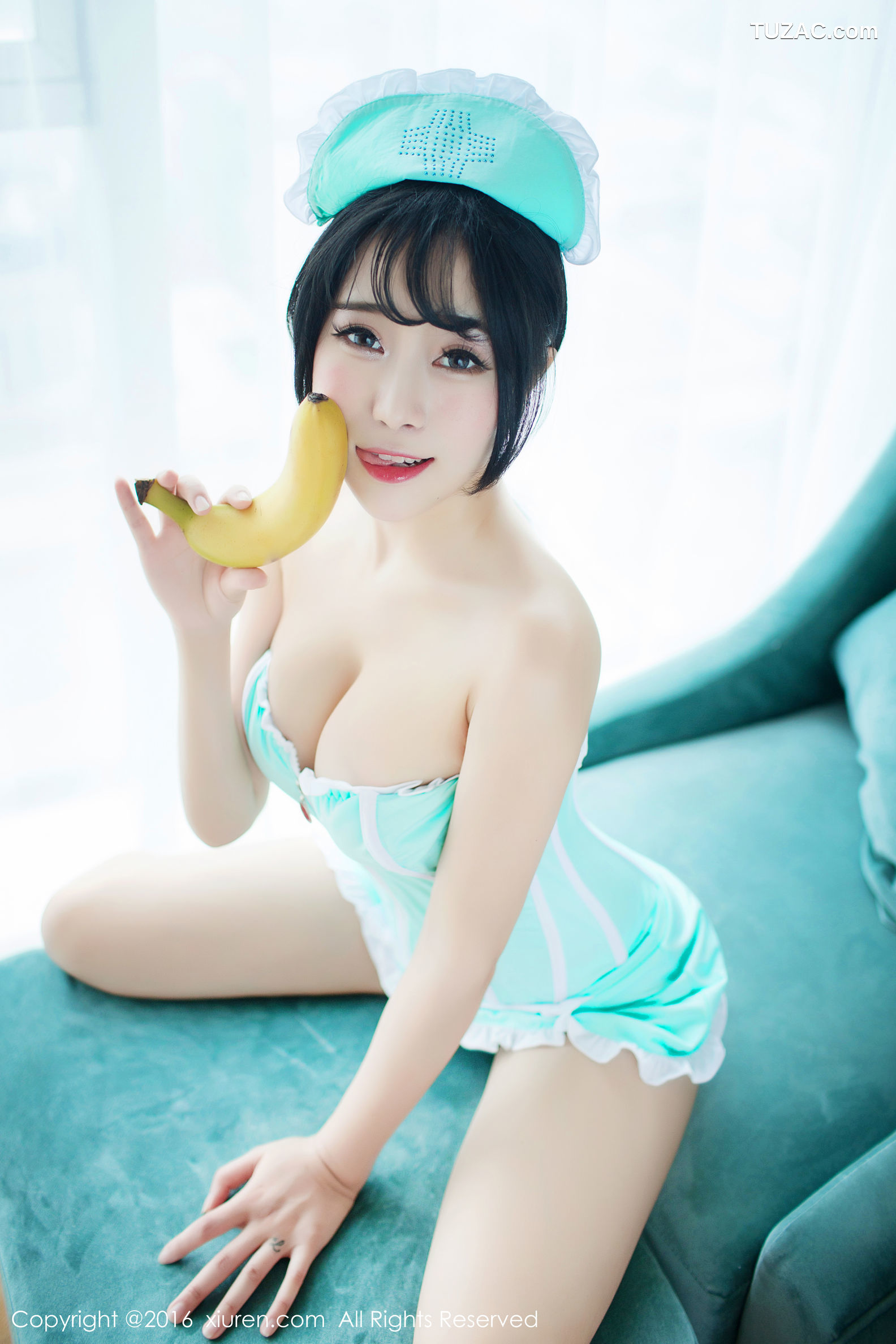 XiuRen秀人网-550-兜豆靓-《香蕉小护士》-2016.06.23
