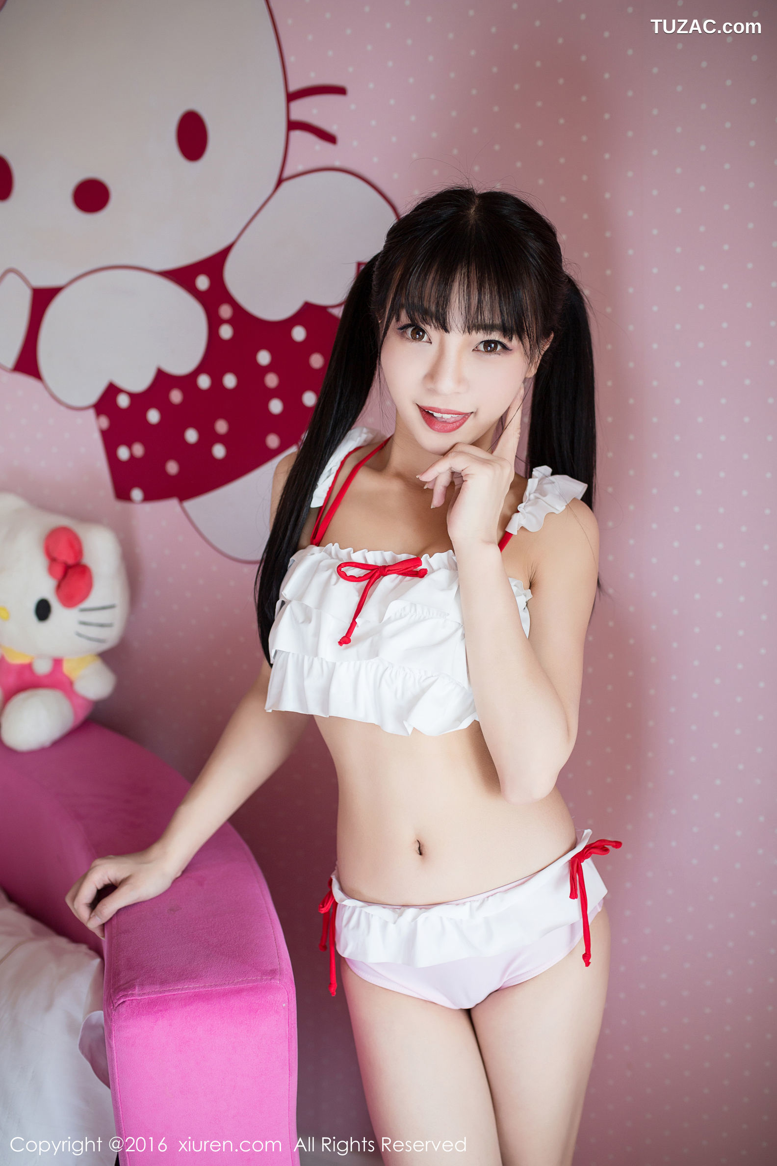 XiuRen秀人网-552-Mio莉莉-《丝粉色的初恋》-2016.06.27