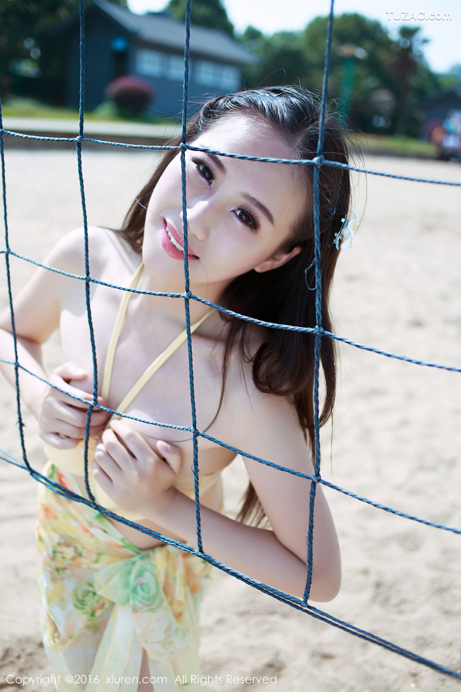 XiuRen秀人网-563-月音瞳-童颜巨乳妹子-2016.07.22