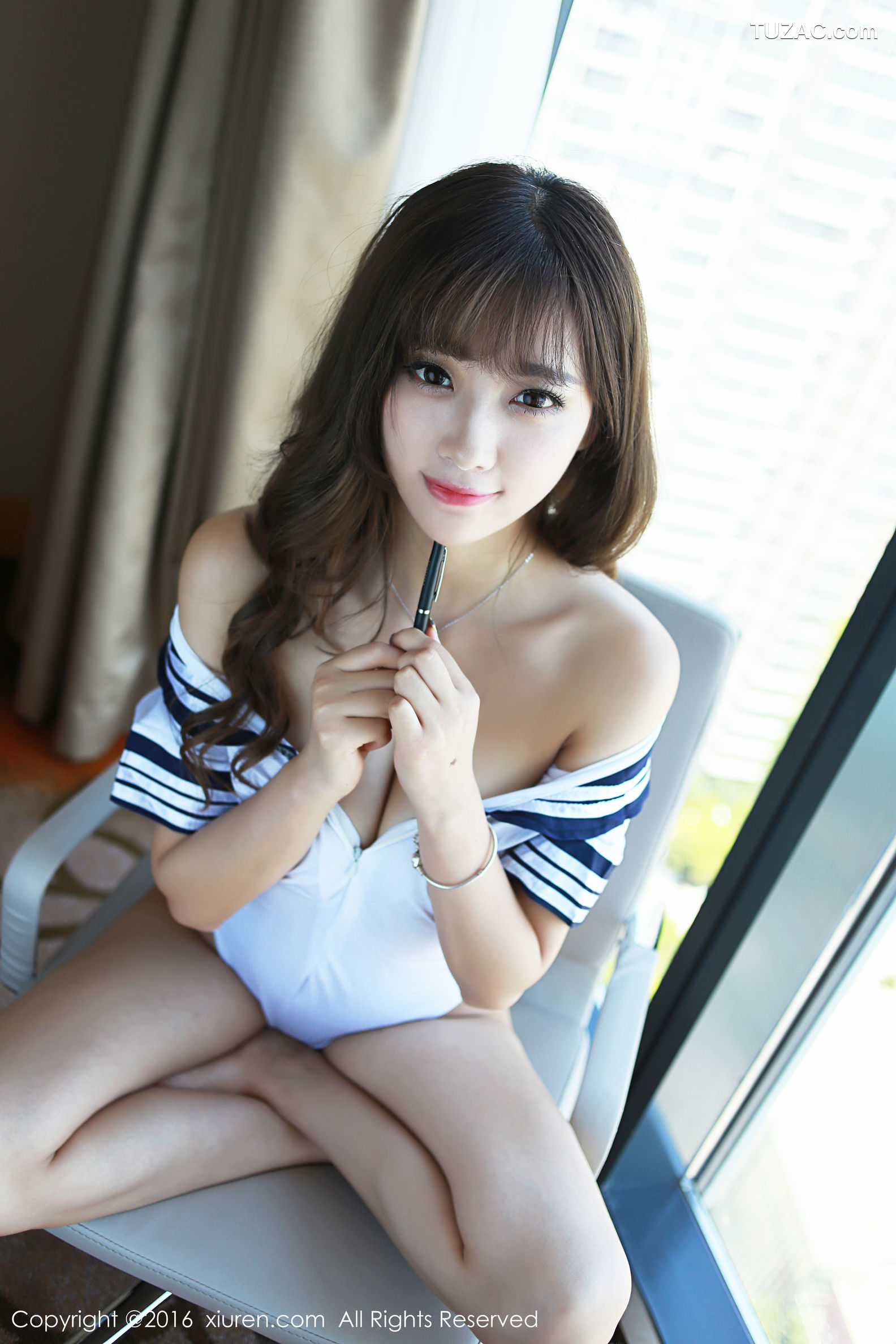 XiuRen秀人网-598-Sugar小甜心cc-《三套不同风格性感制服》-2016.09.17