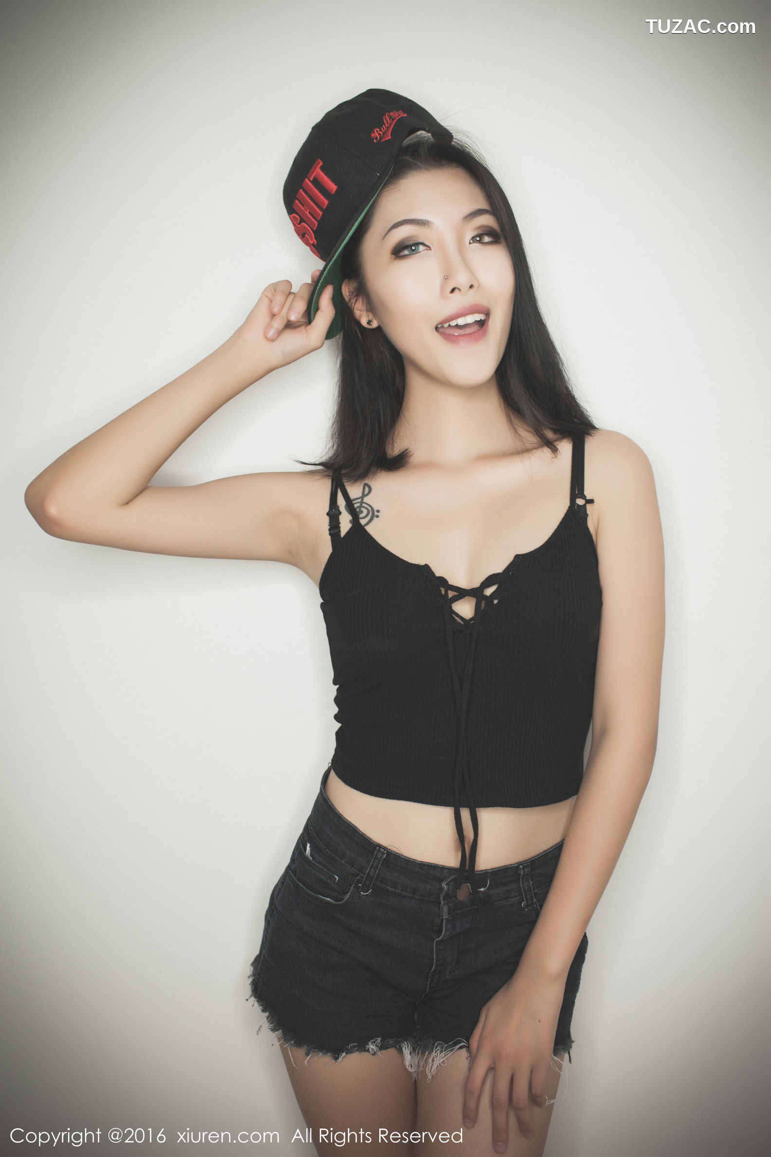 XiuRen秀人网-617-Bobo-《热裤-内衣系列》-2016.10.14