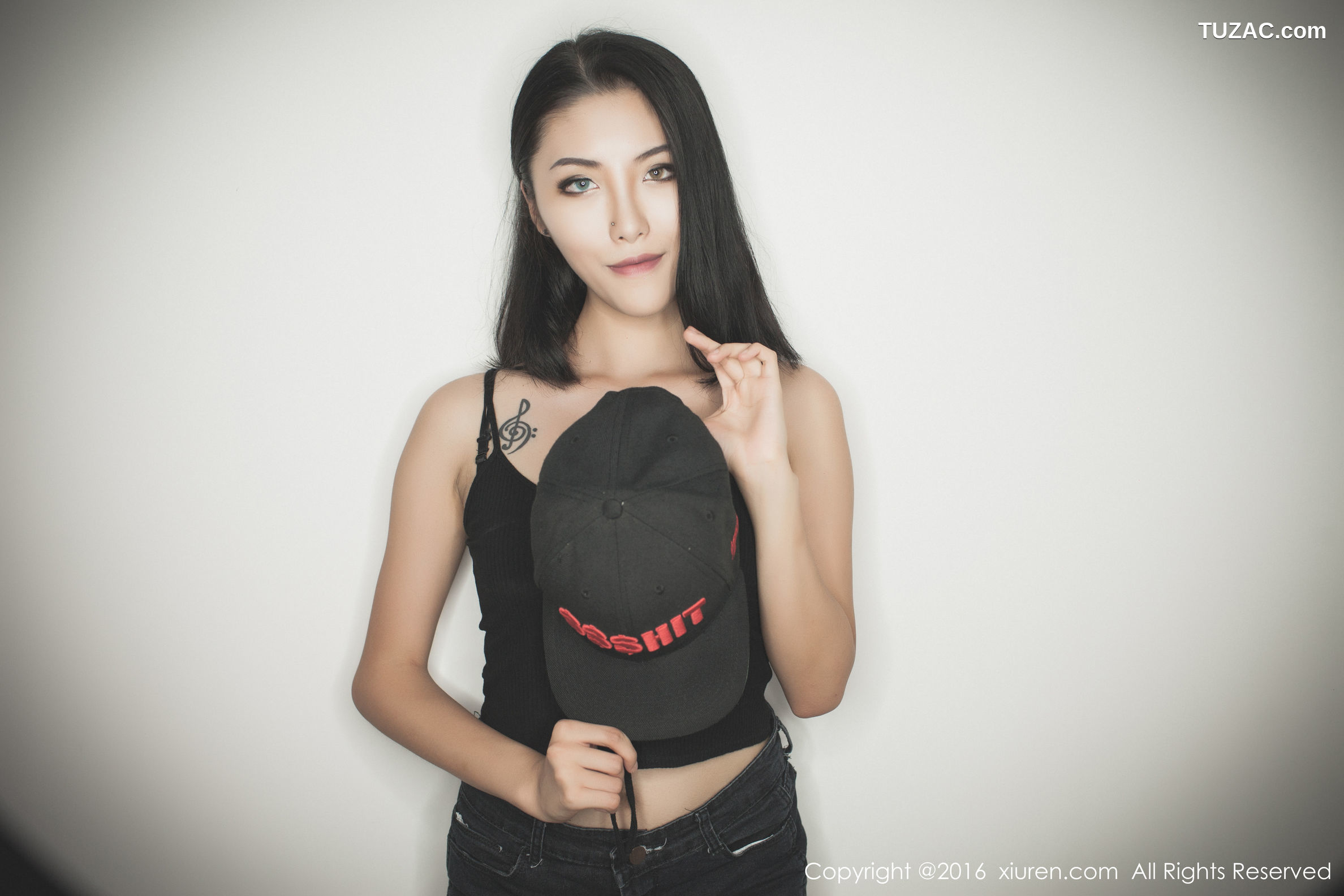 XiuRen秀人网-617-Bobo-《热裤-内衣系列》-2016.10.14