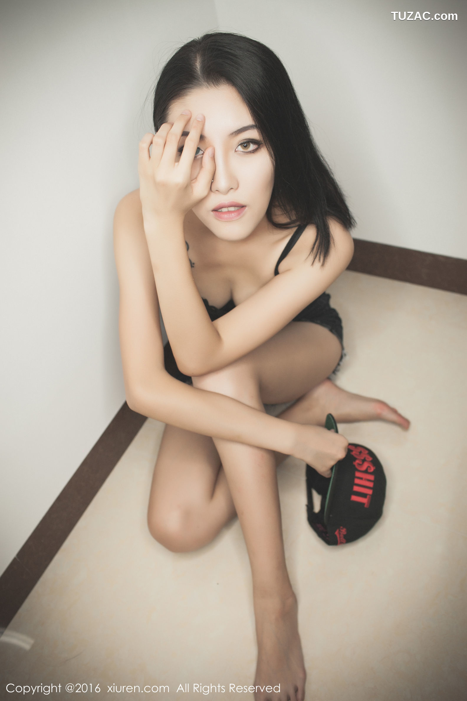 XiuRen秀人网-617-Bobo-《热裤-内衣系列》-2016.10.14