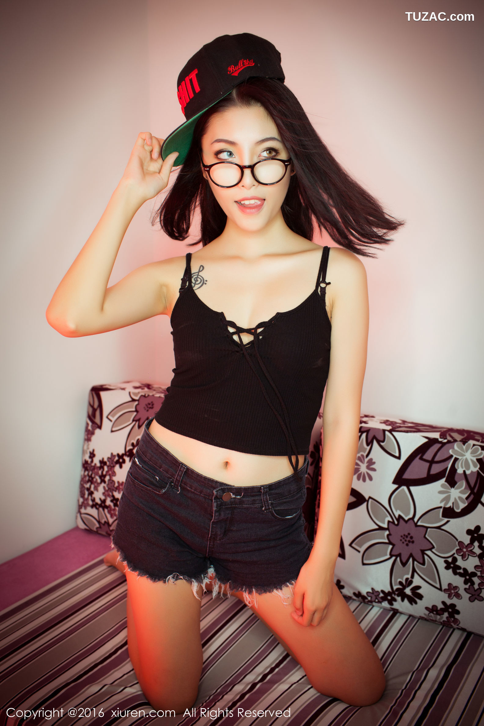 XiuRen秀人网-617-Bobo-《热裤-内衣系列》-2016.10.14