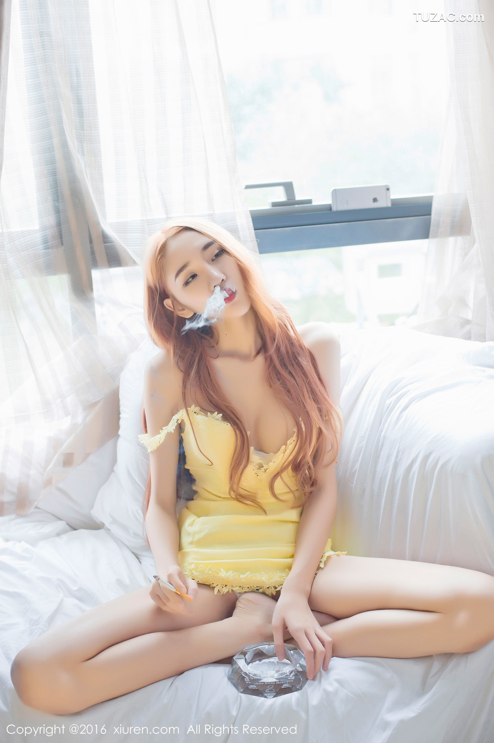 XiuRen秀人网-619-美女歌手-Wuli颜素-《粉色内衣-蕾丝睡衣和真空吊带》-2016.10.19