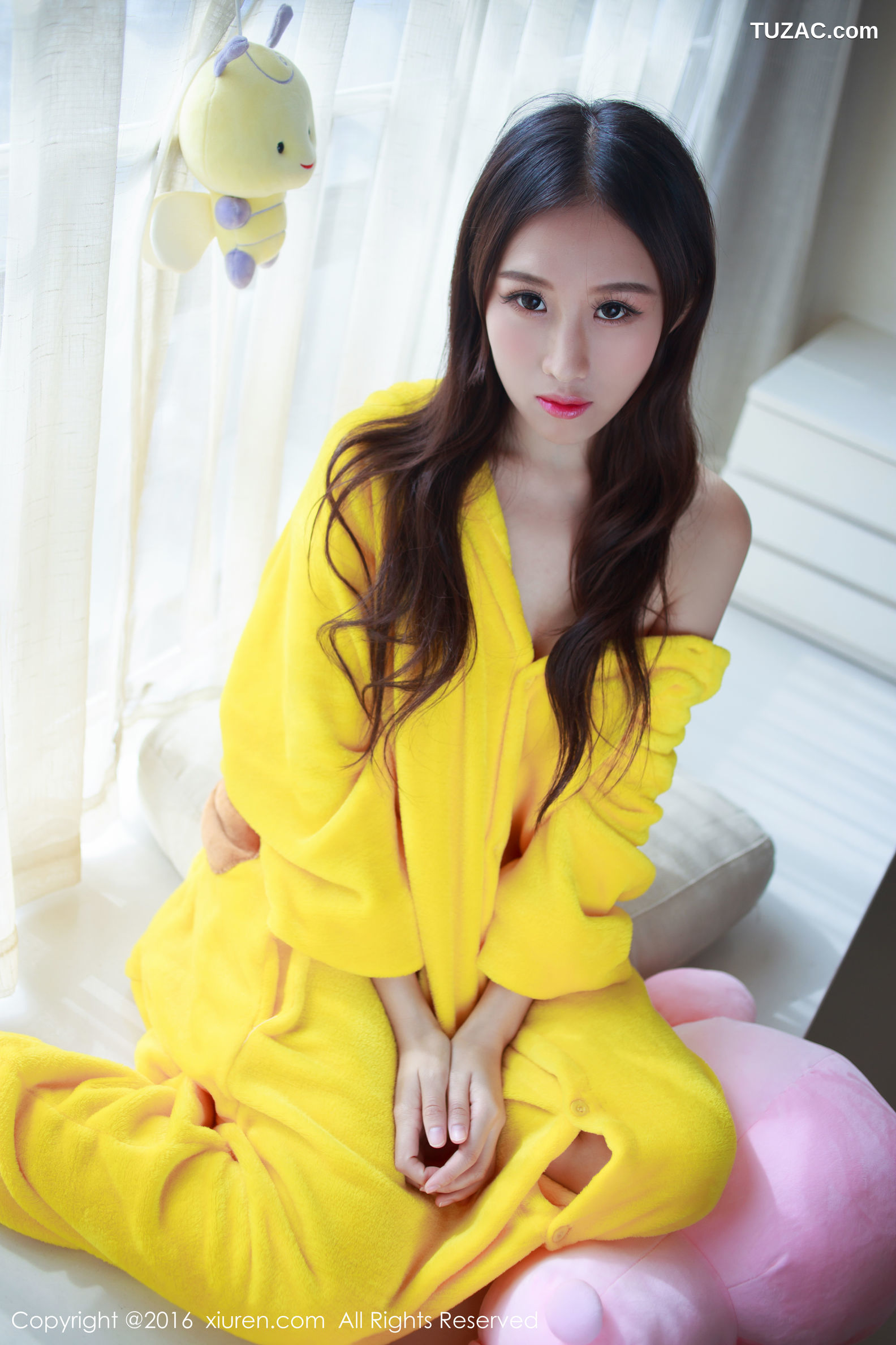 XiuRen秀人网-646-月音瞳-《皮卡丘和学生制服》-2016.11.28