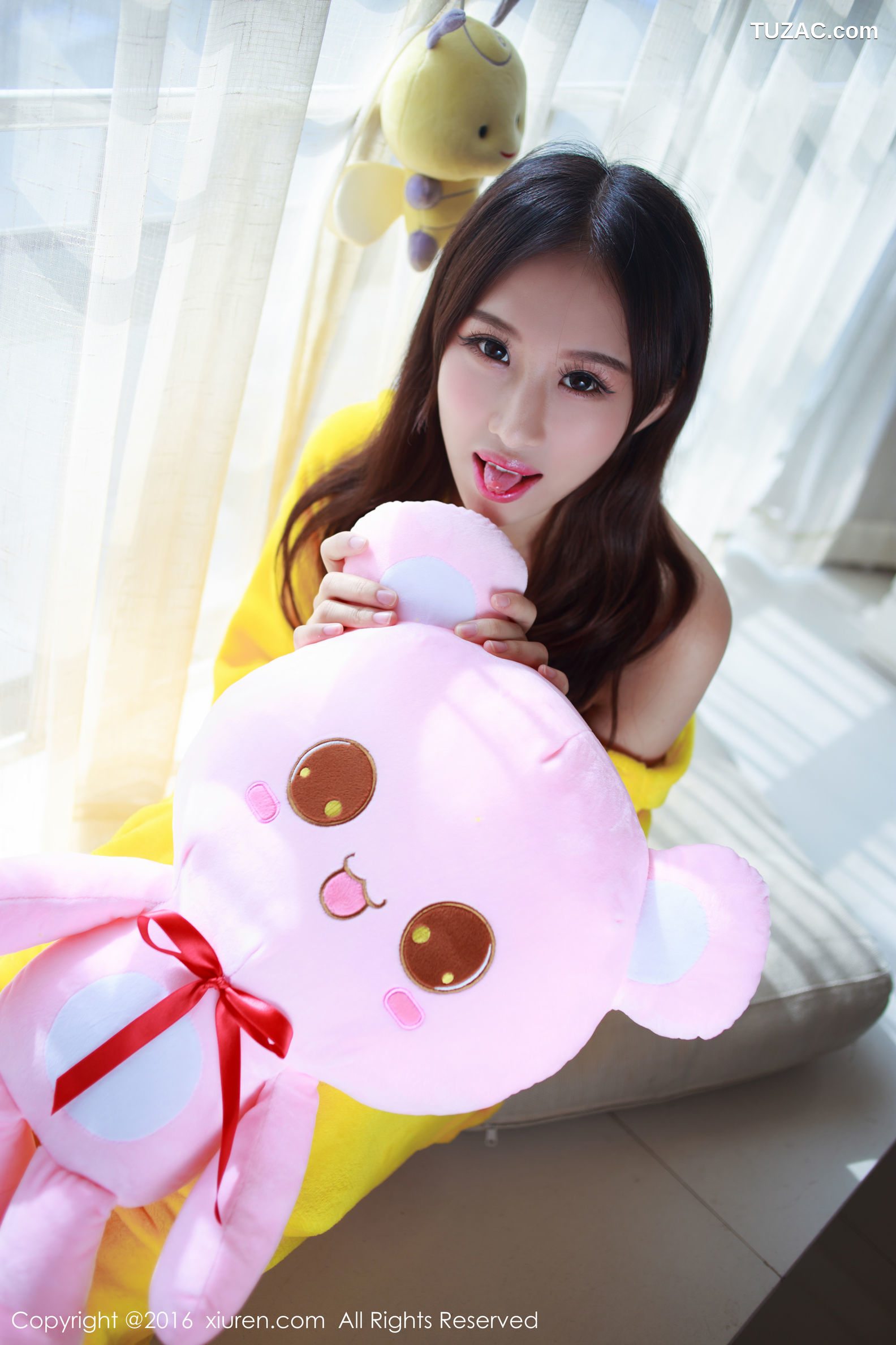 XiuRen秀人网-646-月音瞳-《皮卡丘和学生制服》-2016.11.28