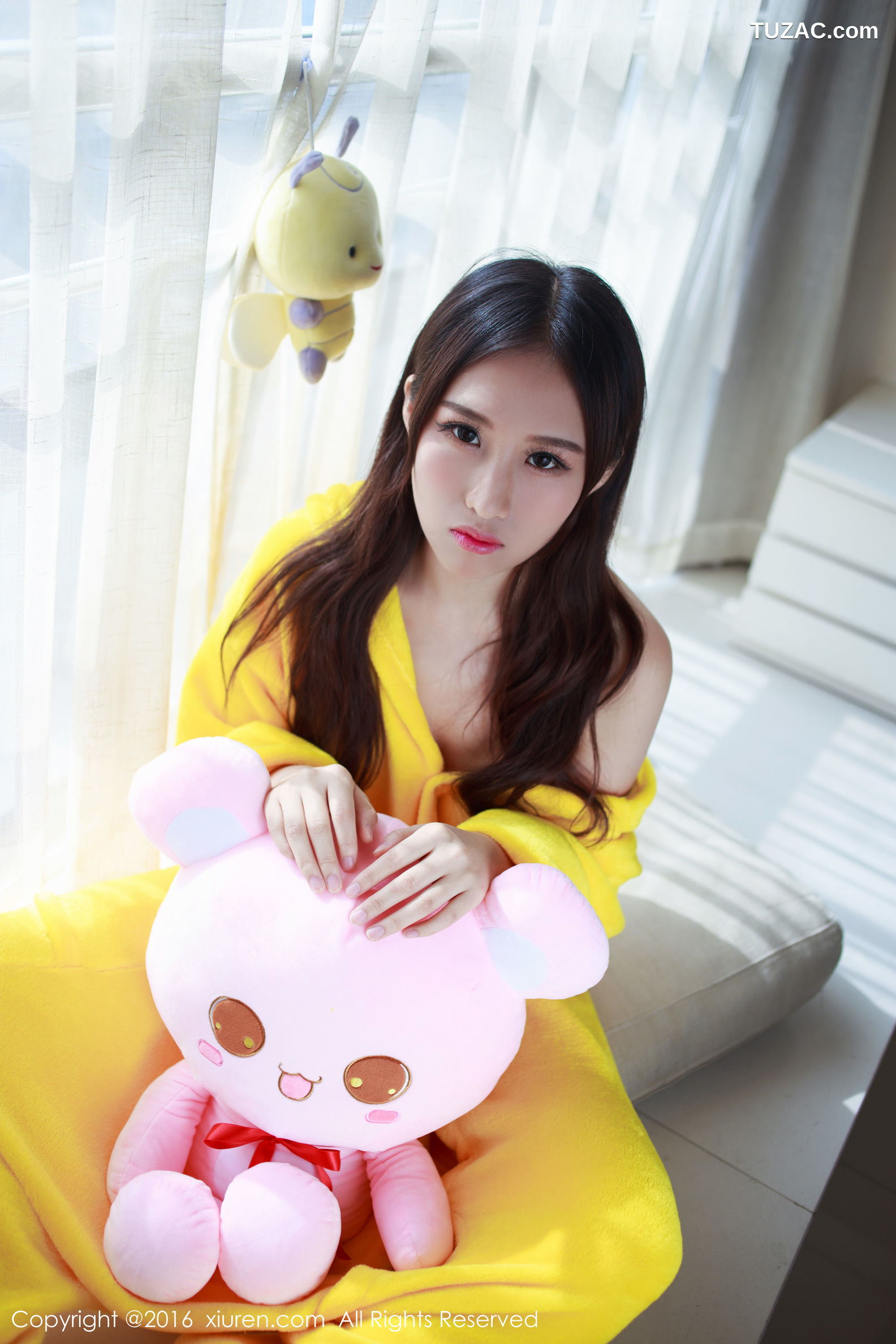 XiuRen秀人网-646-月音瞳-《皮卡丘和学生制服》-2016.11.28