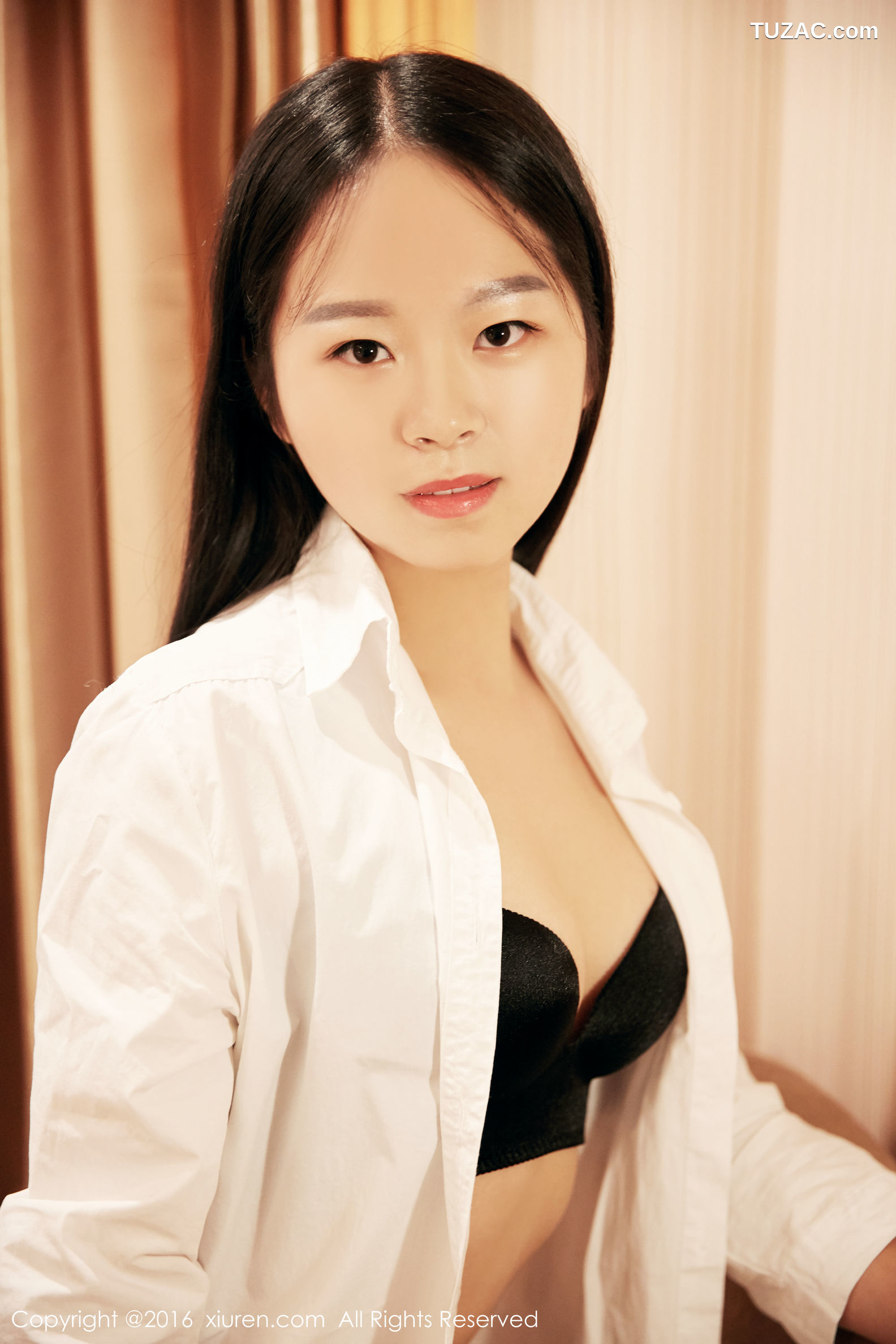 XiuRen秀人网-652-夏旖诺-《旗袍-肚兜-学生装-护士服-内衣》-2016.12.05