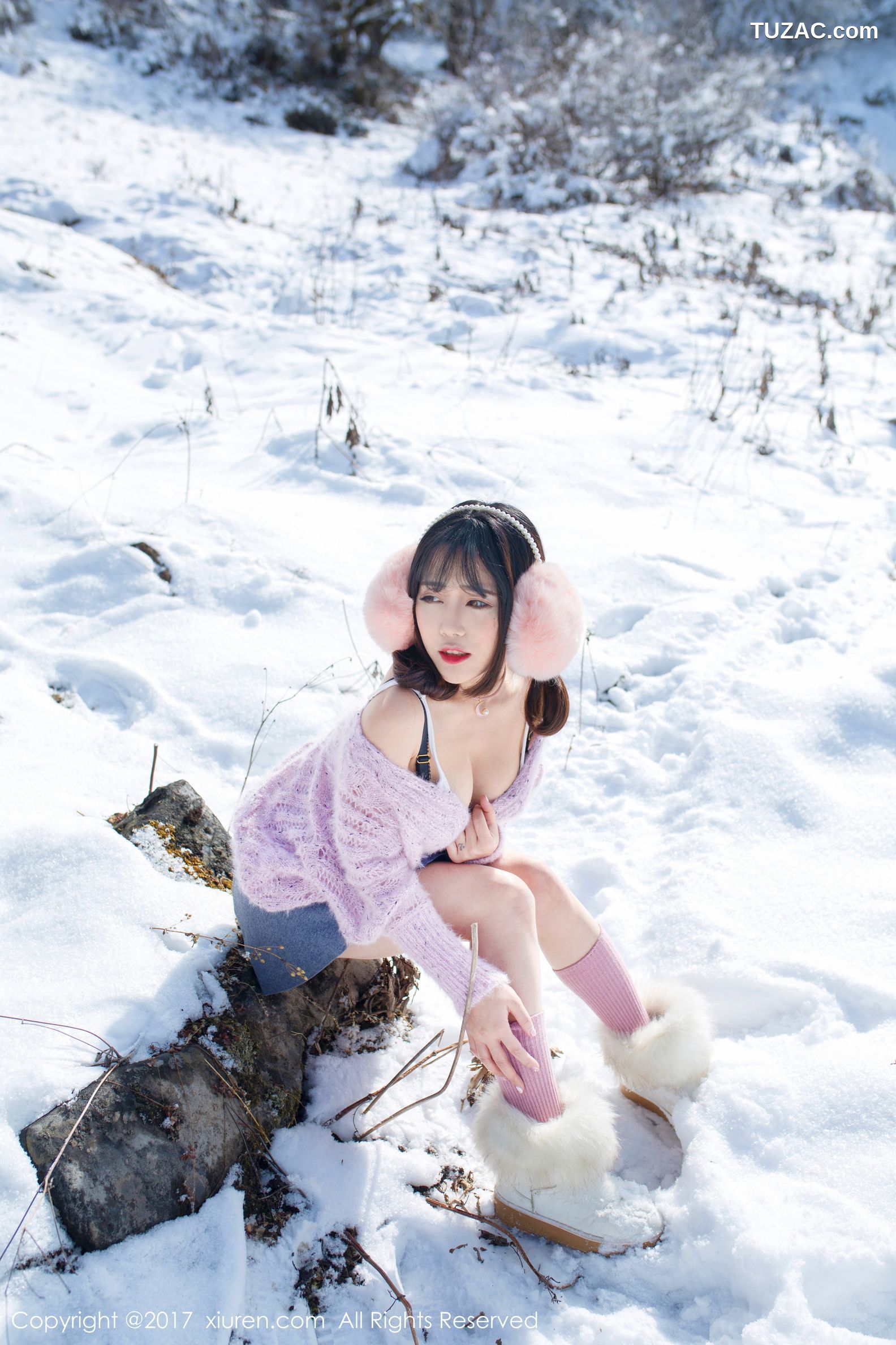 XiuRen秀人网-720-兜豆靓-《冬天雪地人体摄影》-2017.03.15