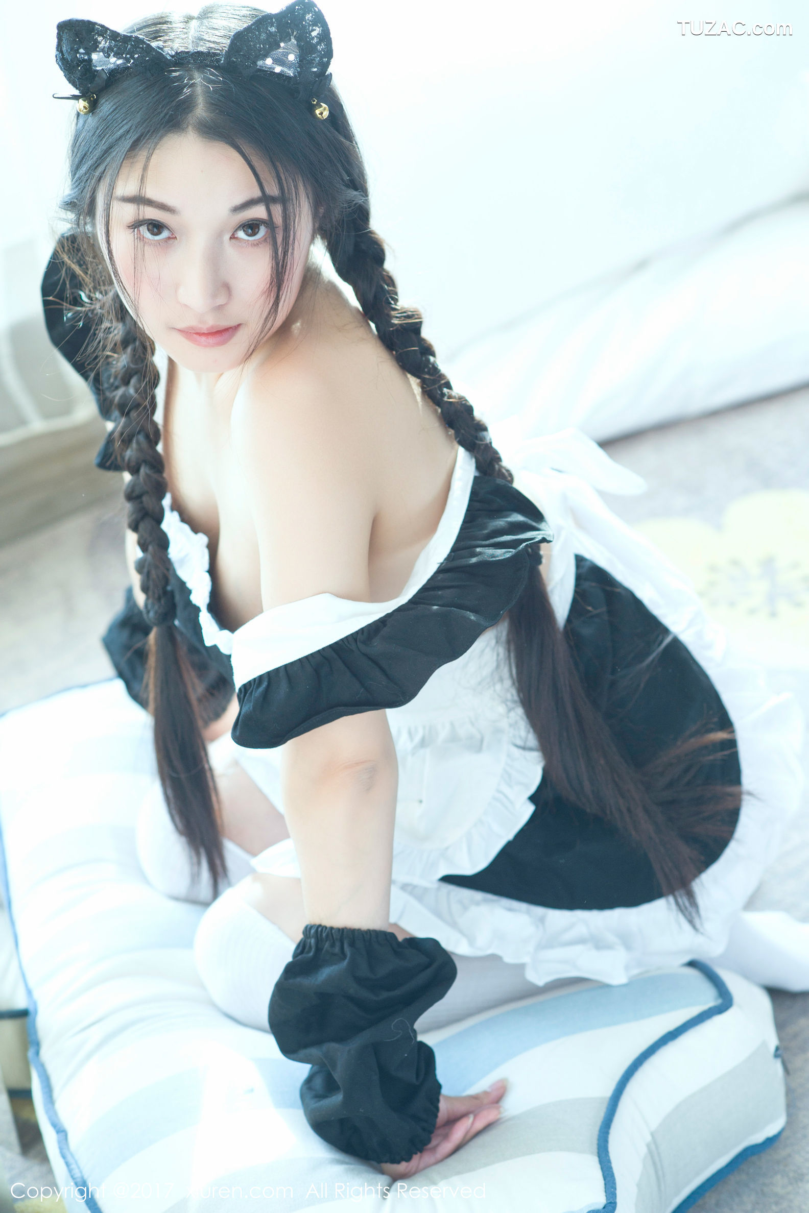XiuRen秀人网-732-盼盼已鸠-《透明旗袍和日系女仆装》-2017.03.31