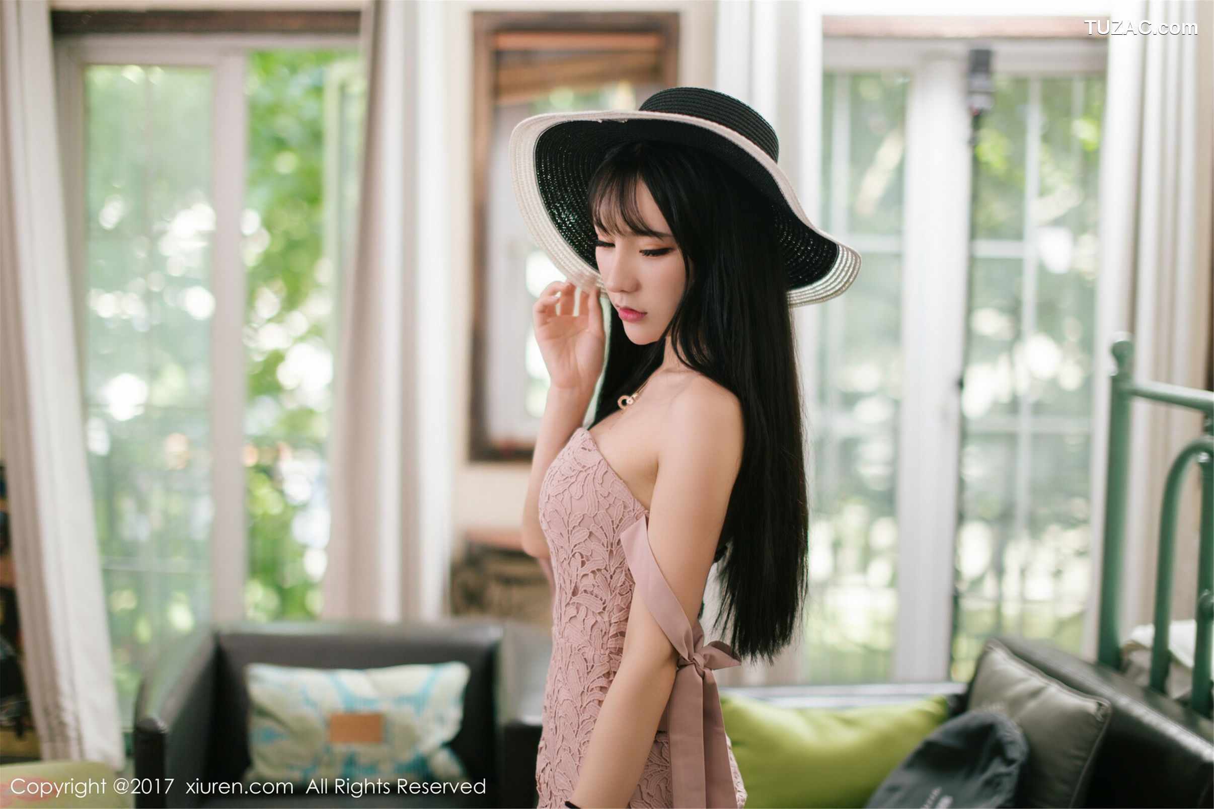 XiuRen秀人网-760-周于希Dummy-《粉色少女的诱惑》-2017.05.27