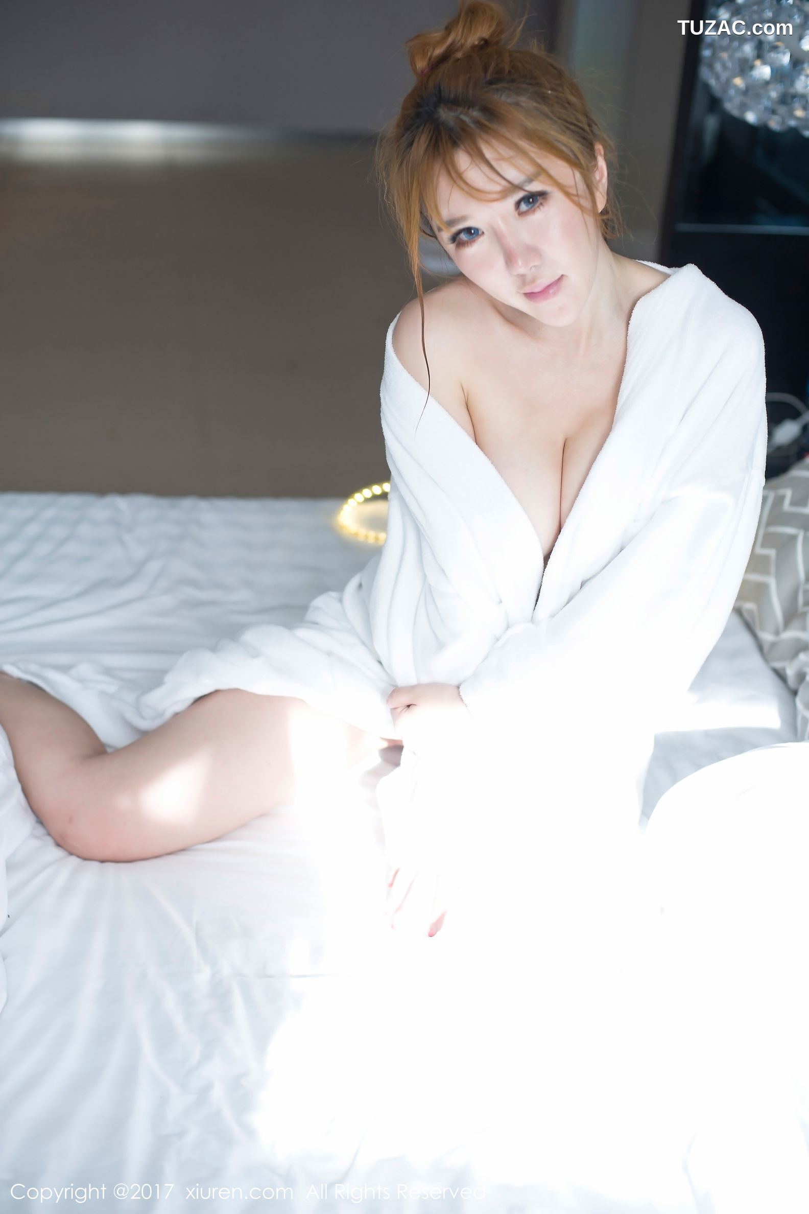 XiuRen秀人网-778-小公举Amy-《浑圆白皙美女圆乳细腰模特》-2017.07.03