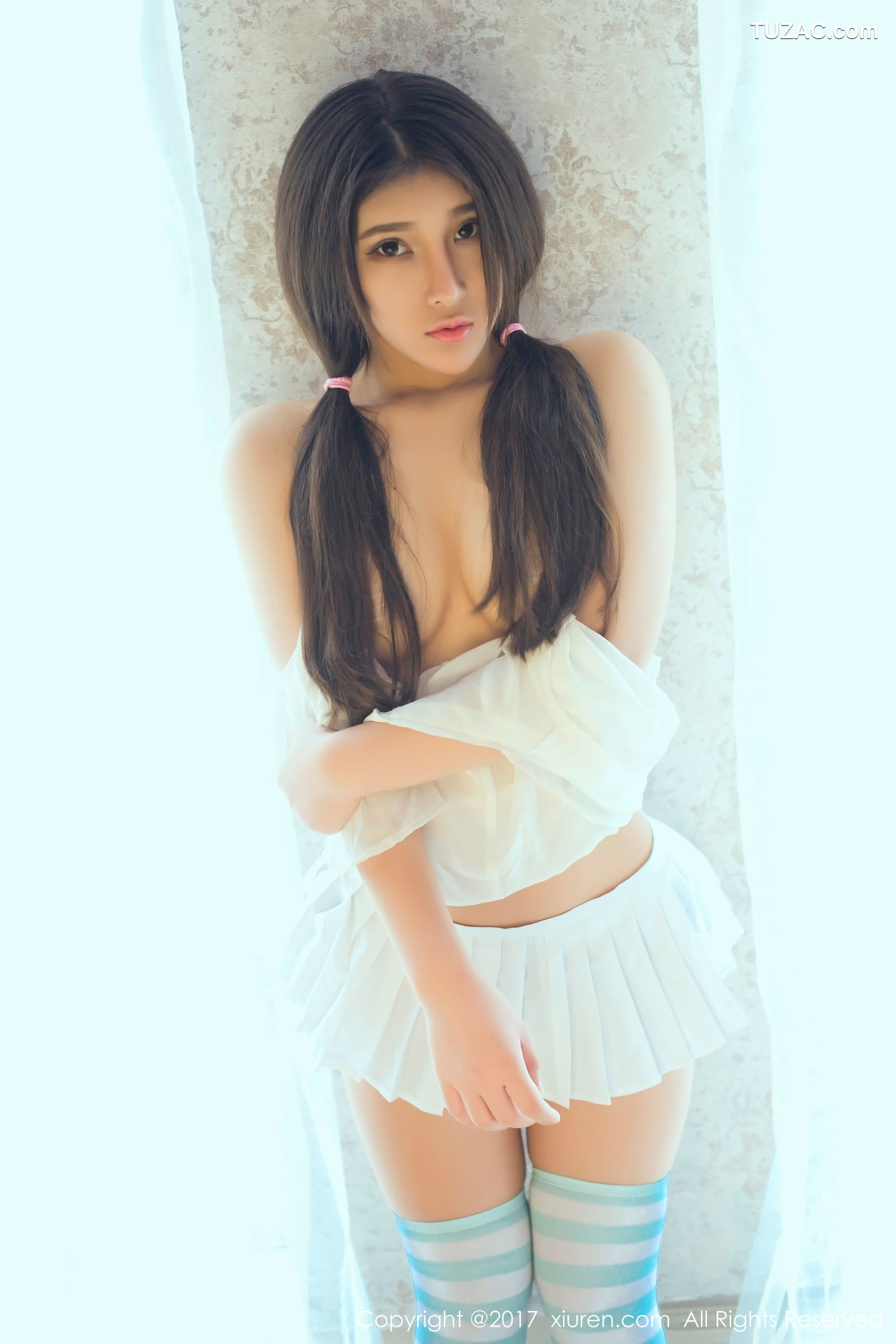 XiuRen秀人网-783-当然是小熊呀-《绝好蜜桃臀细腰》-2017.07.14