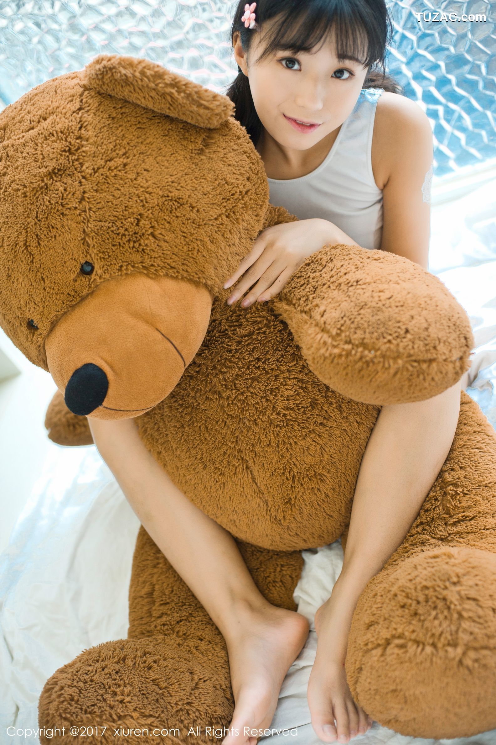 XiuRen秀人网-805-仓井优香-《白色蕾丝吊带系列-连体日系高中体操服》-2017.08.24