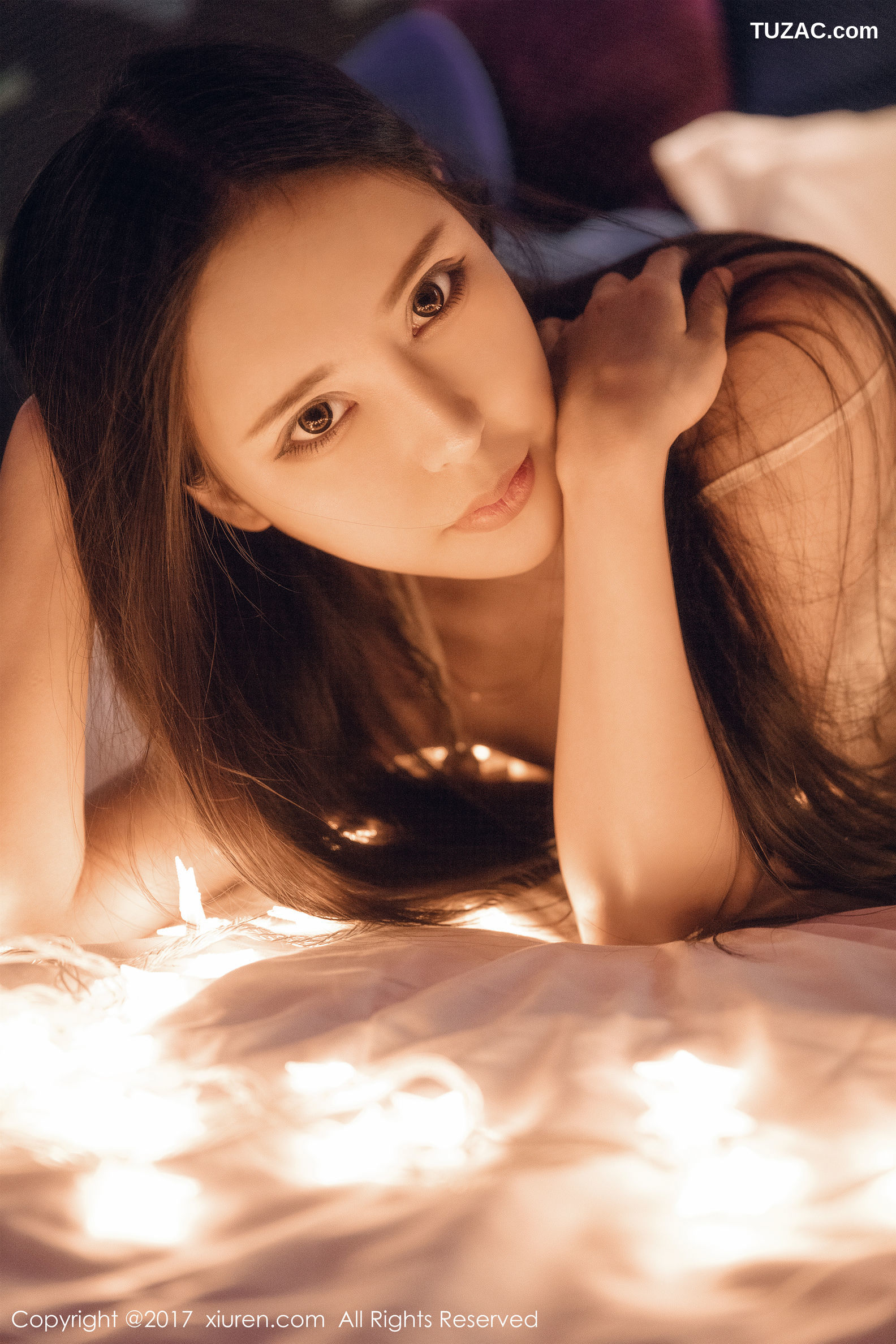 XiuRen秀人网-818-Suki-《唯美性感又不失惹火的妹子》-2017.09.21