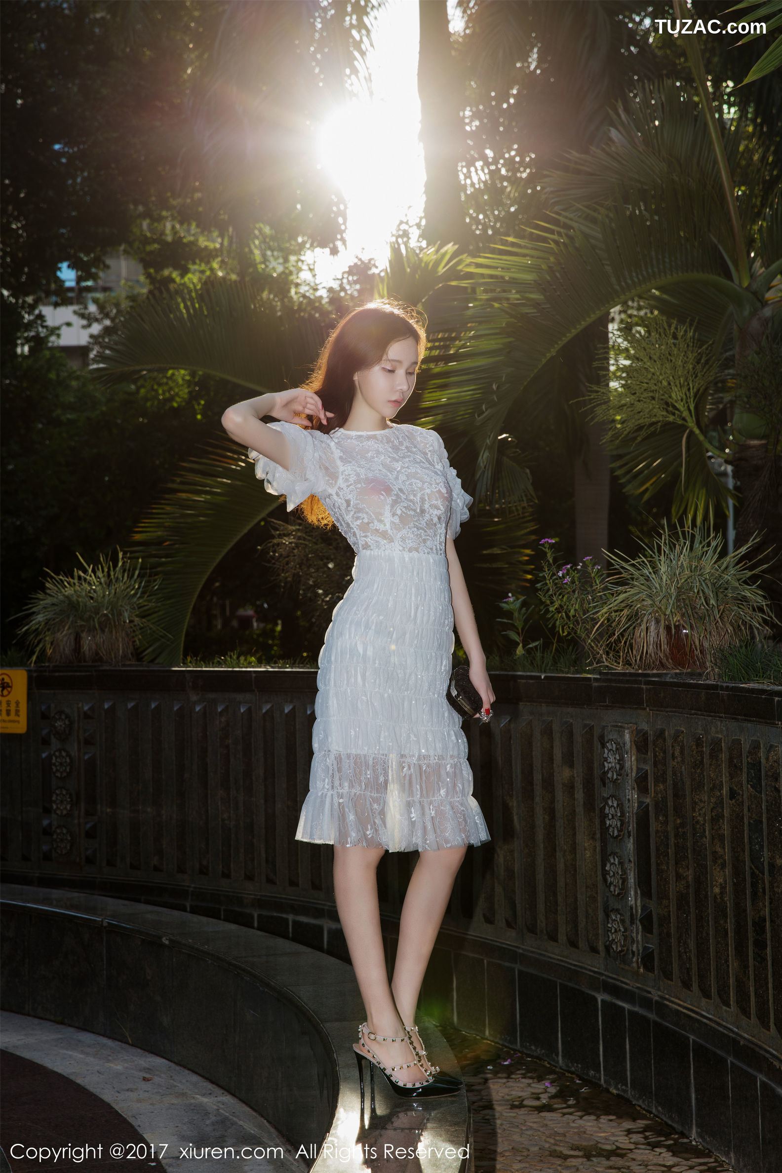 XiuRen秀人网-826-萌琪琪-《泳池系列》-2017.10.10