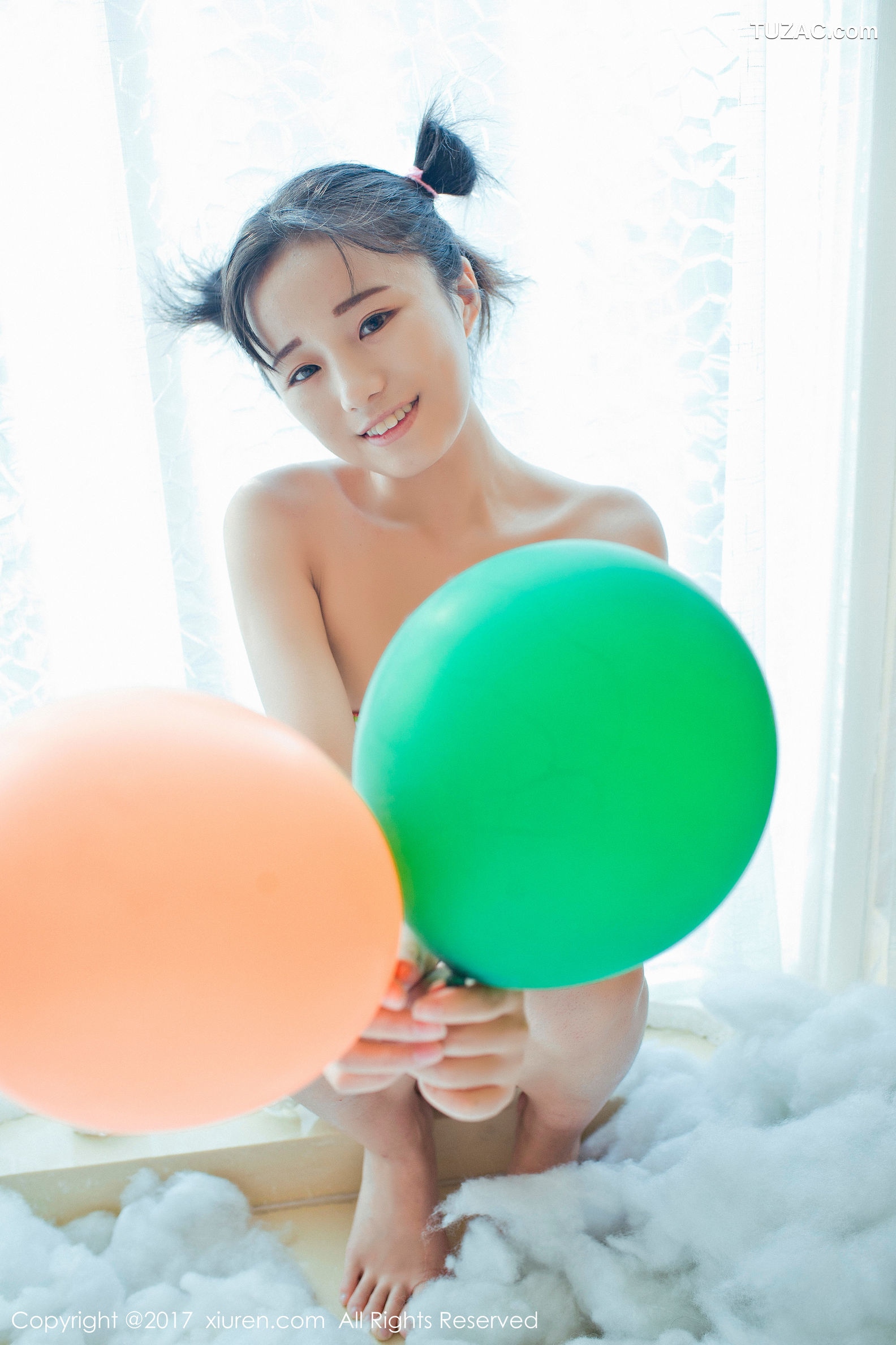 XiuRen秀人网-831-仓井优香-《小草莓小号系列和小恐龙睡袍》-2017.10.17