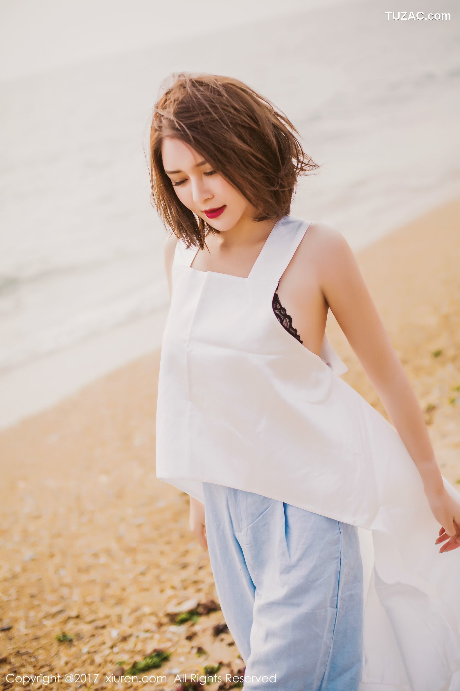 XiuRen秀人网-879-廿十-《海边唯美风-性感室内》-2017.12.25