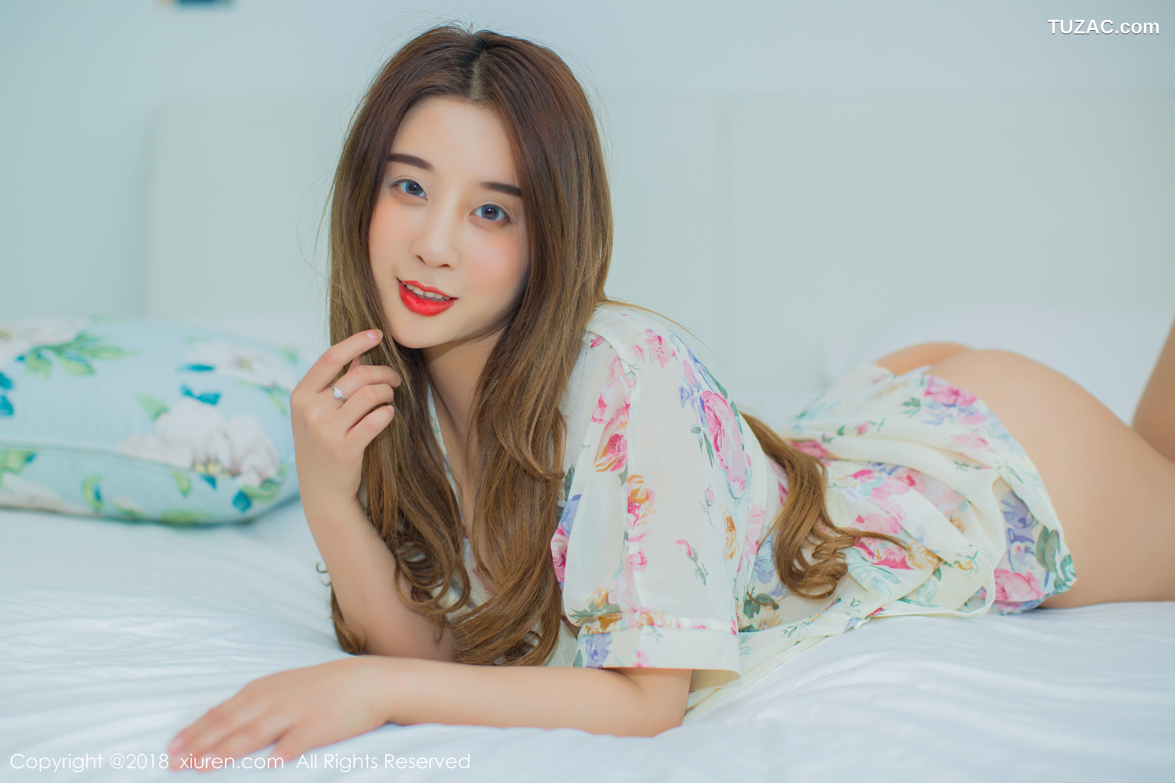 XiuRen秀人网-907-模特-《室内私房两套服饰》-2018.01.24