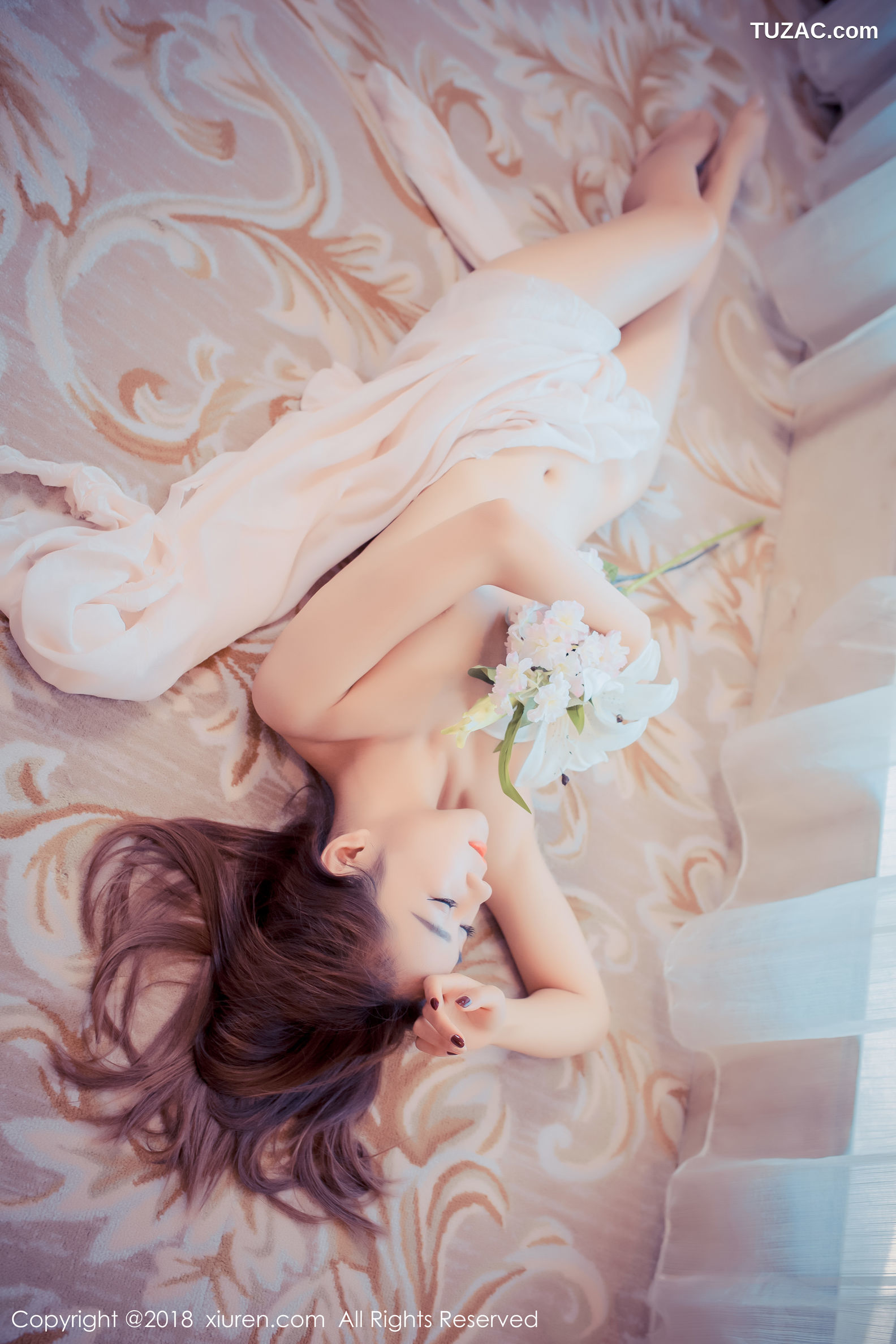 XiuRen秀人网-938-棉花糖Candy-《金黄色的比基尼》-2018.02.24