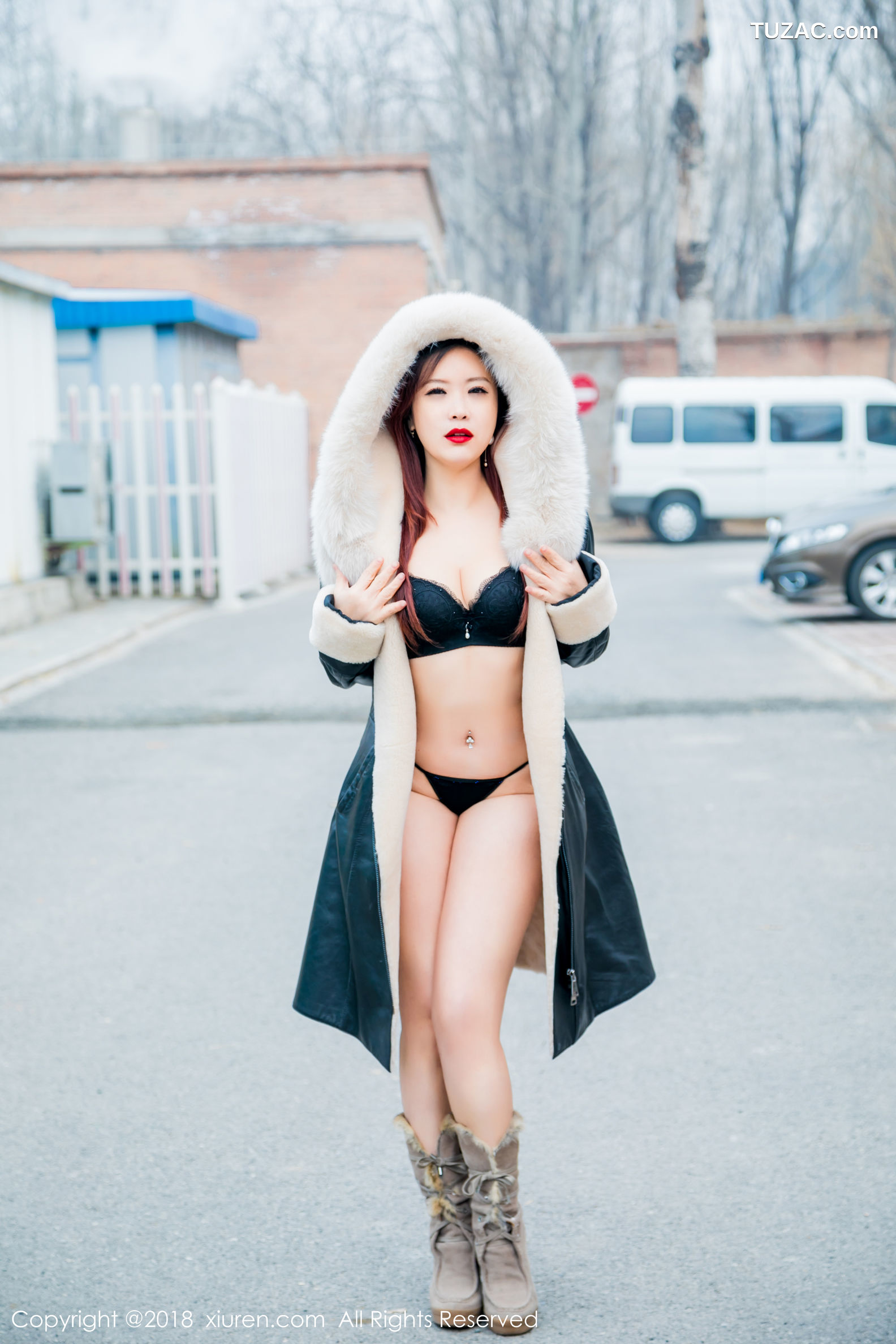 XiuRen秀人网-953-西希白兔-《室外性感写真》-2018.03.15