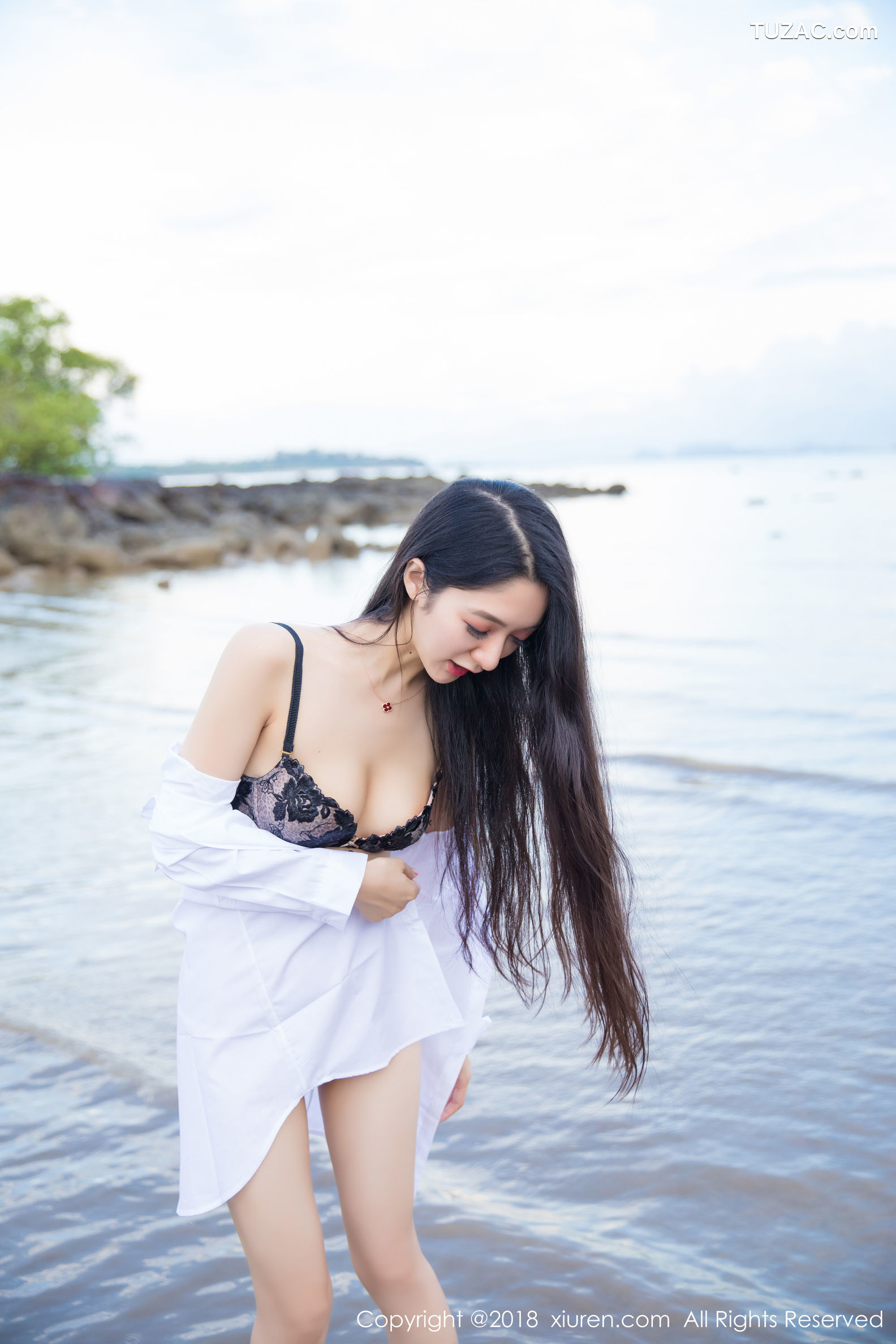 XiuRen秀人网-962-小热巴-《白衬衫加蕾丝内衣系列》-2018.03.23