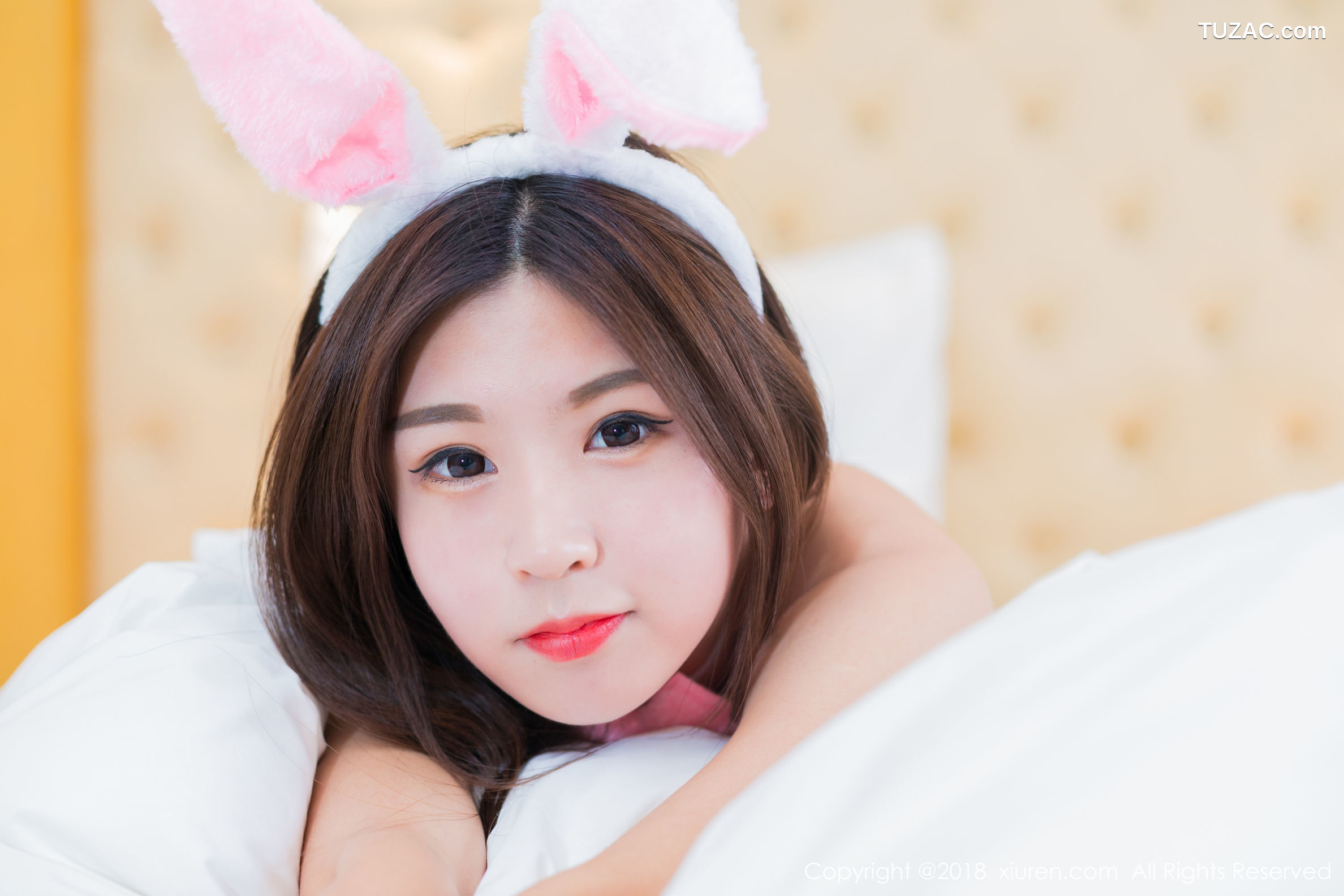 XiuRen秀人网-1000-点点Lily-《童颜巨乳甜美妹子》-2018.05.02