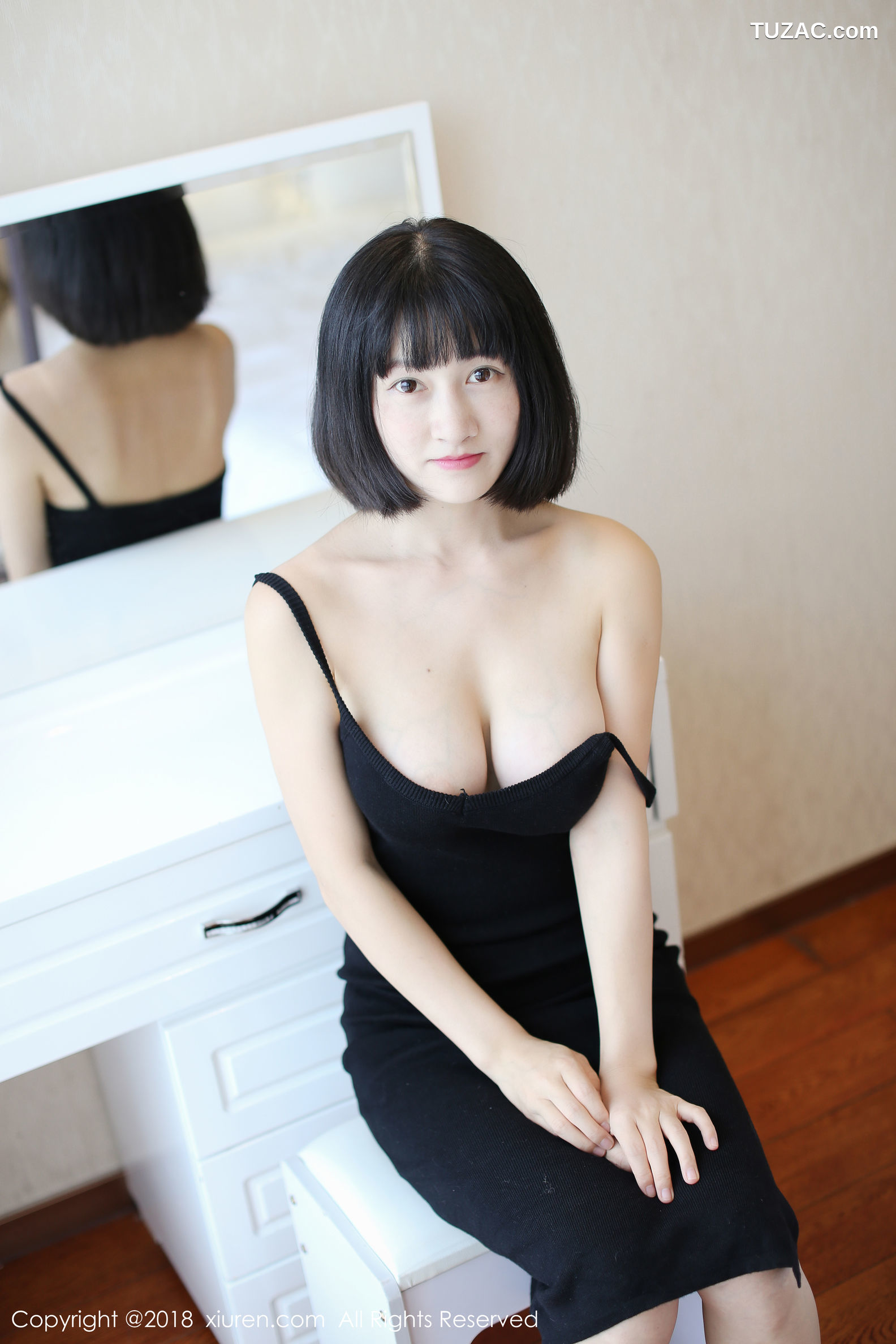 XiuRen秀人网-1001-小探戈-《玉体浑如雪》-2018.05.02