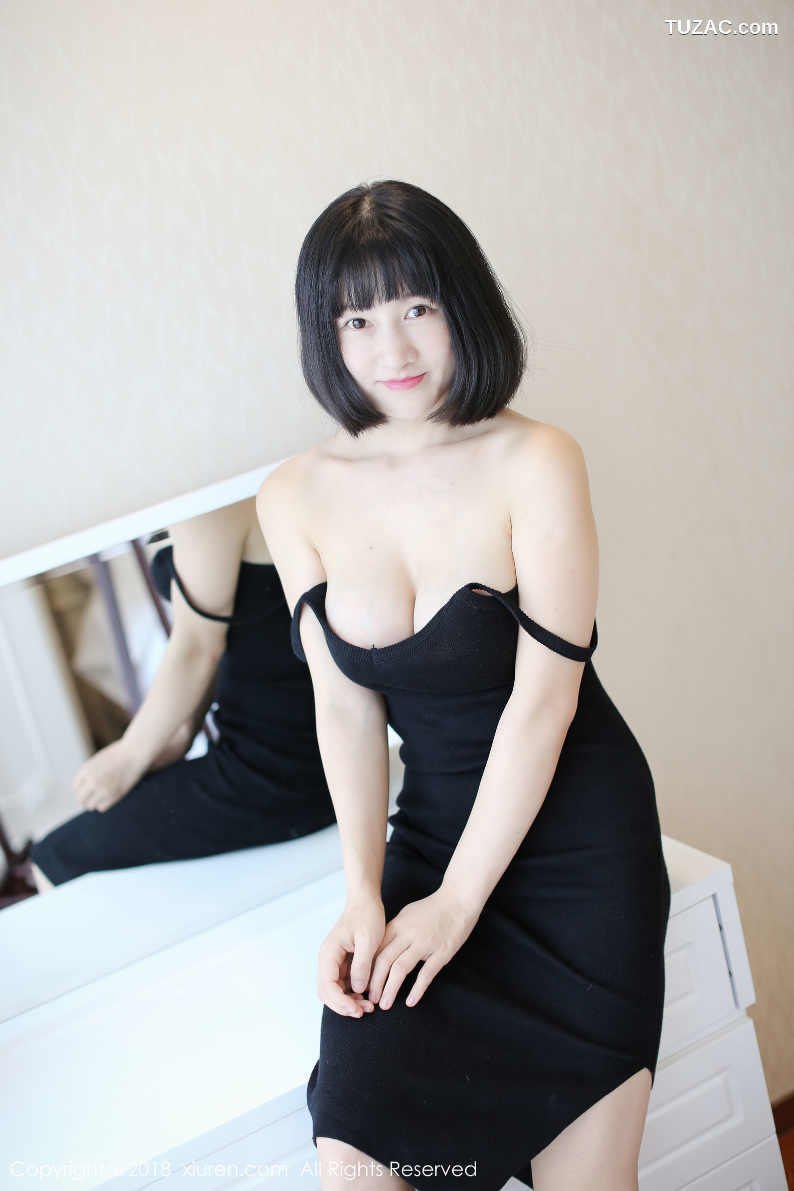 XiuRen秀人网-1001-小探戈-《玉体浑如雪》-2018.05.02