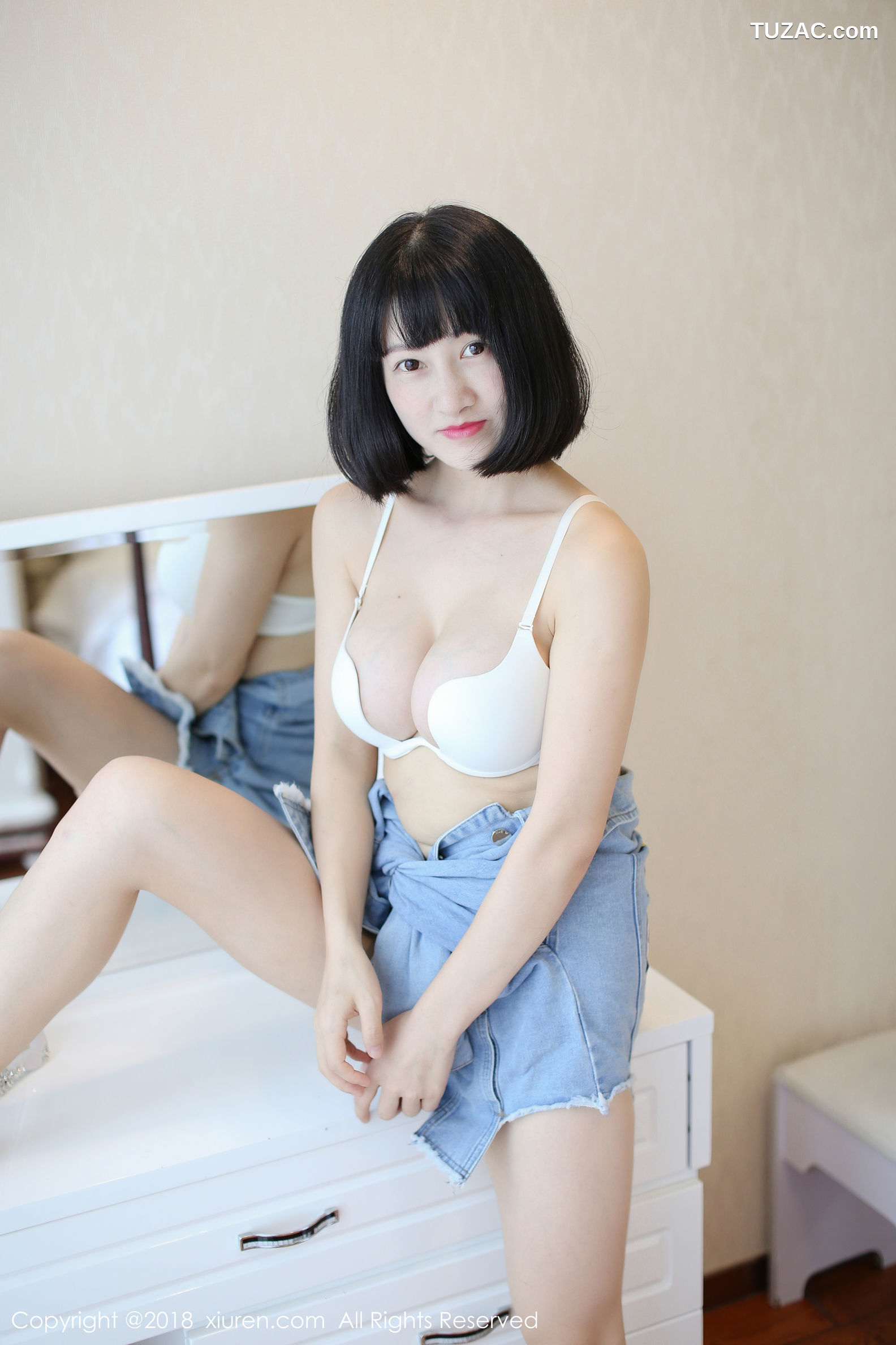 XiuRen秀人网-1001-小探戈-《玉体浑如雪》-2018.05.02