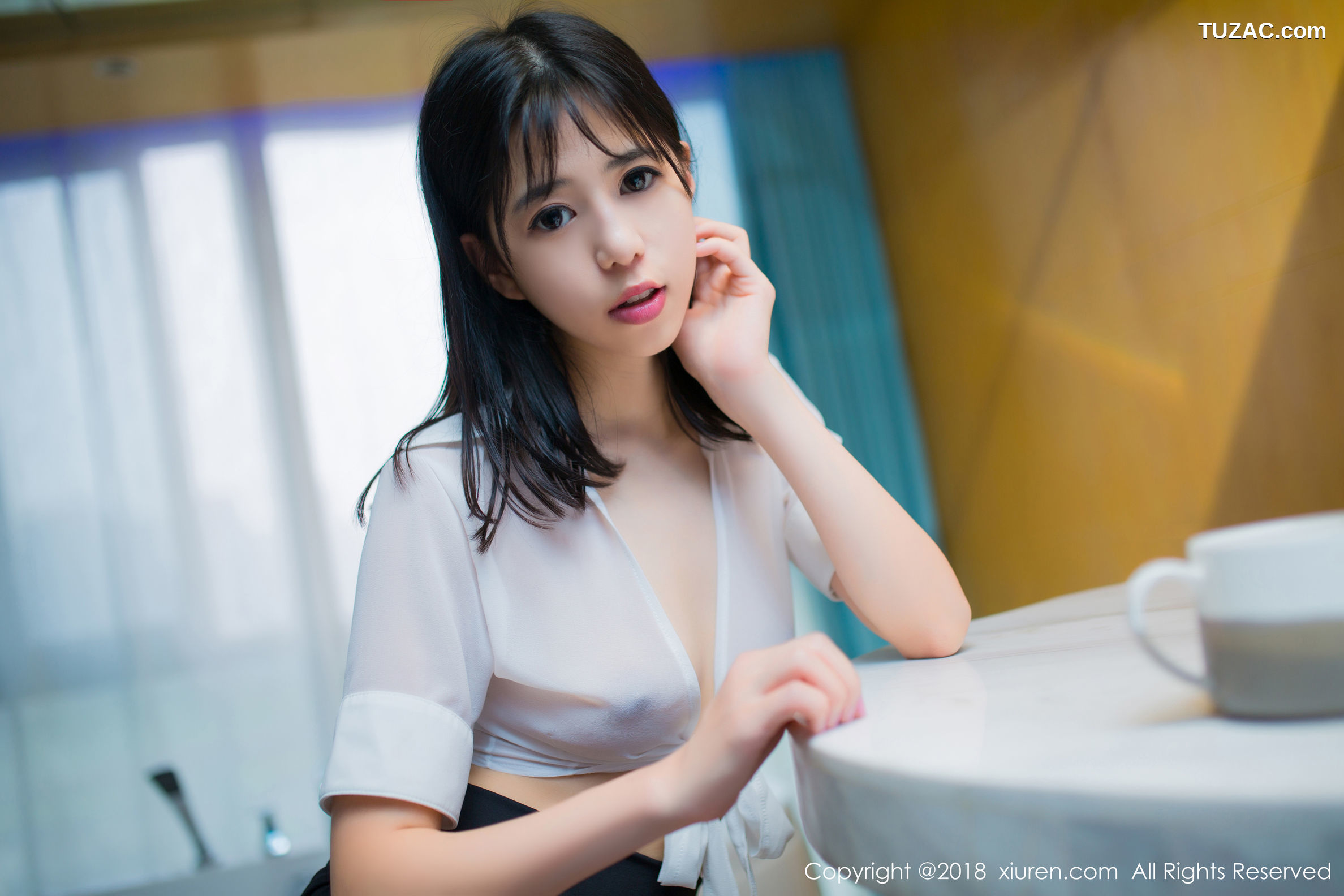 XiuRen秀人网-1014-艾栗栗栗栗栗栗吖-《女秘OL》-2018.05.14