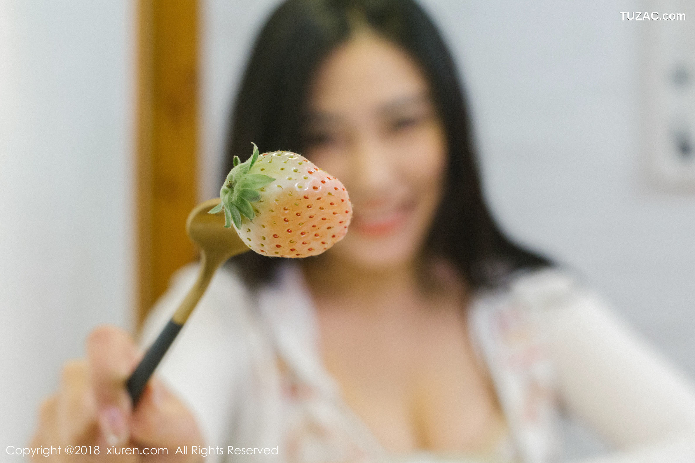 XiuRen秀人网-1024-许诺-《早安女友系列》-2018.05.22