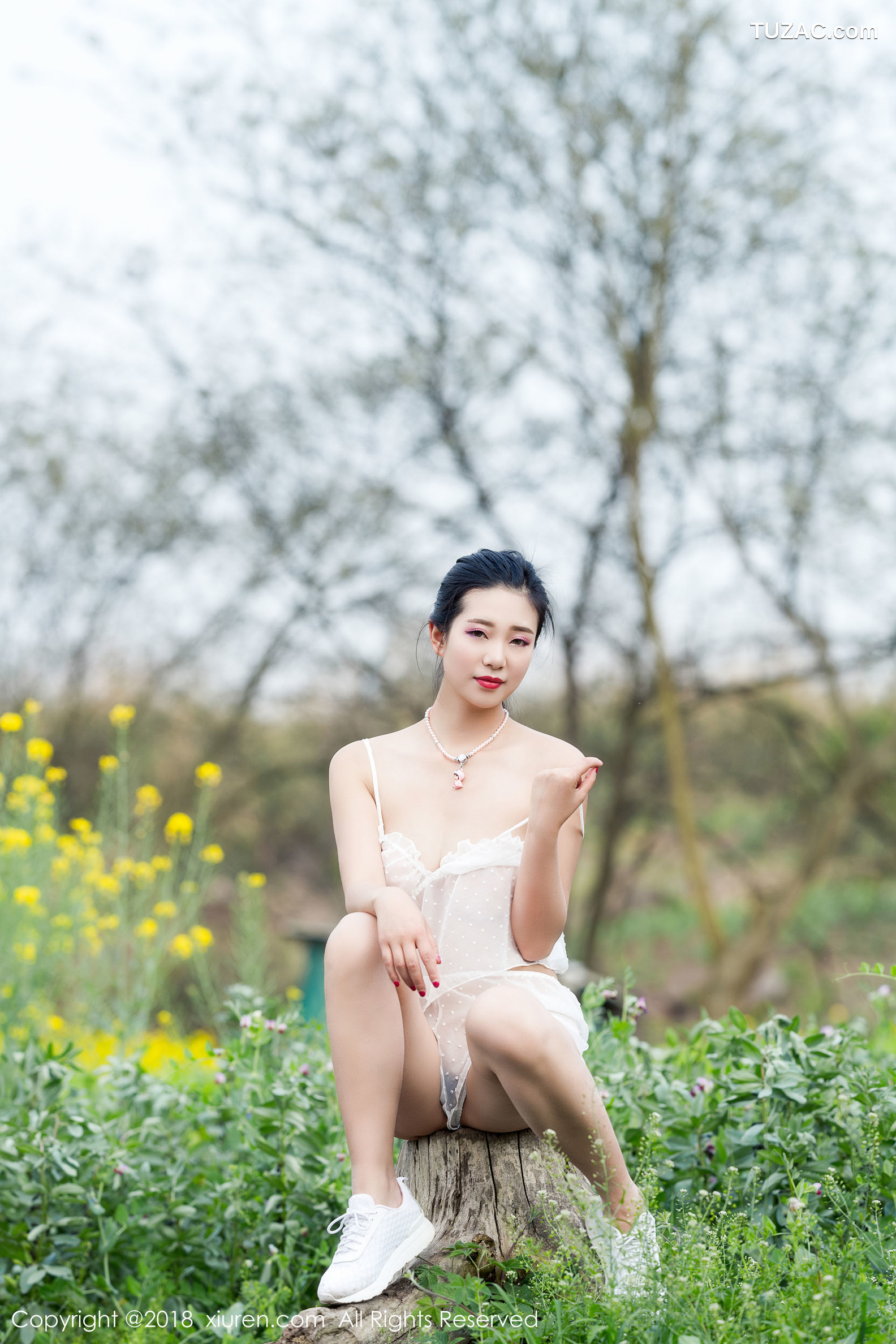 XiuRen秀人网-1058-宋Kiki-《郊外性感人体摄影写真》-2018.06.29