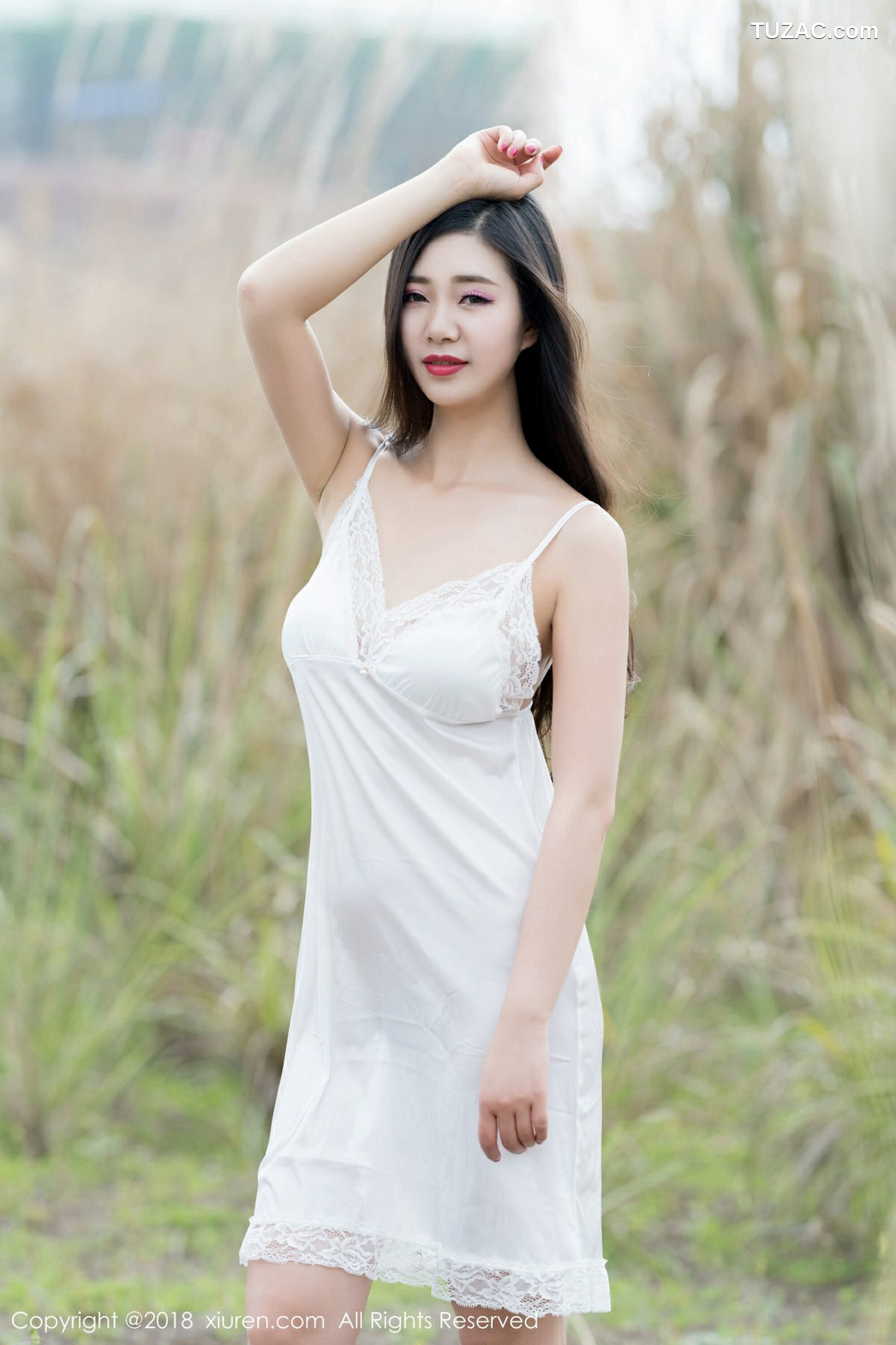 XiuRen秀人网-1076-宋Kiki-《野外无限的诱惑》-2018.07.12