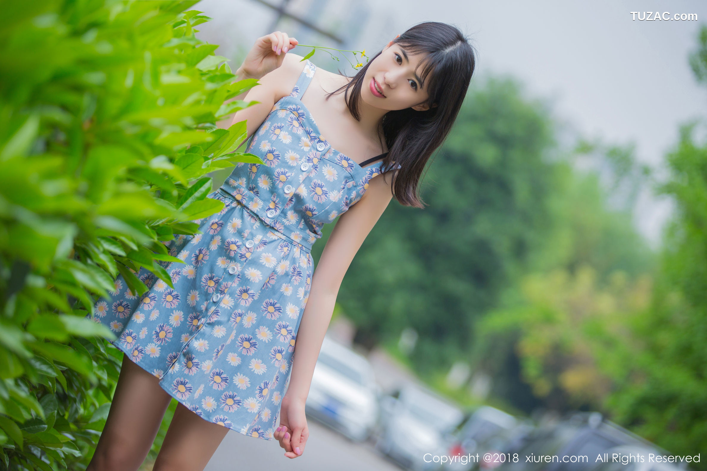 XiuRen秀人网-1094-艾栗栗栗栗栗栗吖-《学生制服诱惑-清新可人的外拍》-2018.07.24