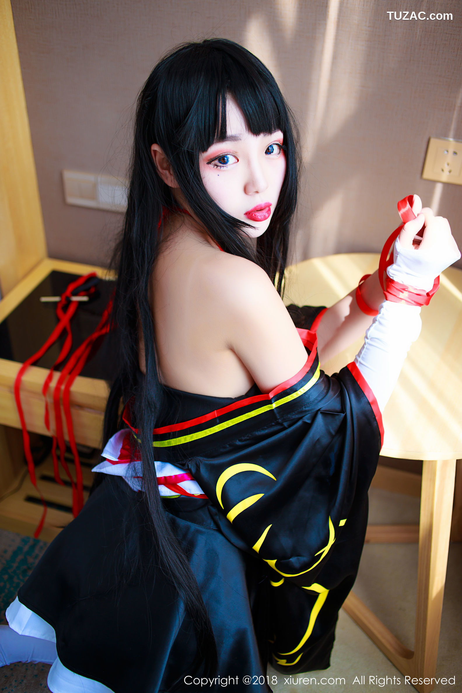 XiuRen秀人网-1118-模特米粒米粒-《热爱Cos的童颜巨乳软妹子》-2018.08.13