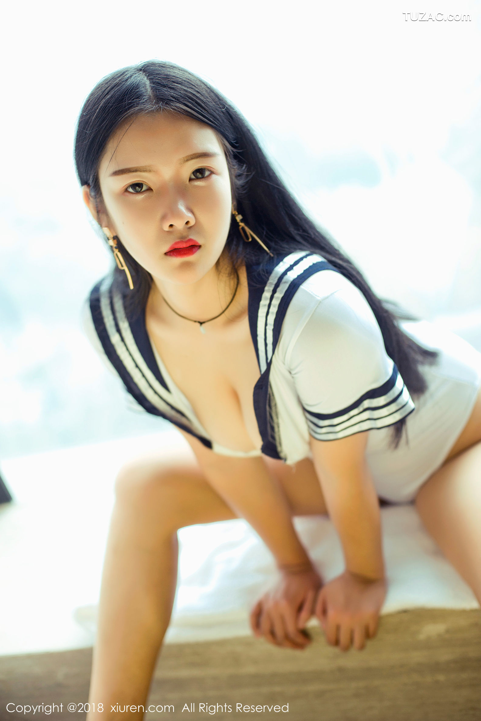 XiuRen秀人网-1197-凌希儿-《高冷欧码学生妹》-2018.10.18