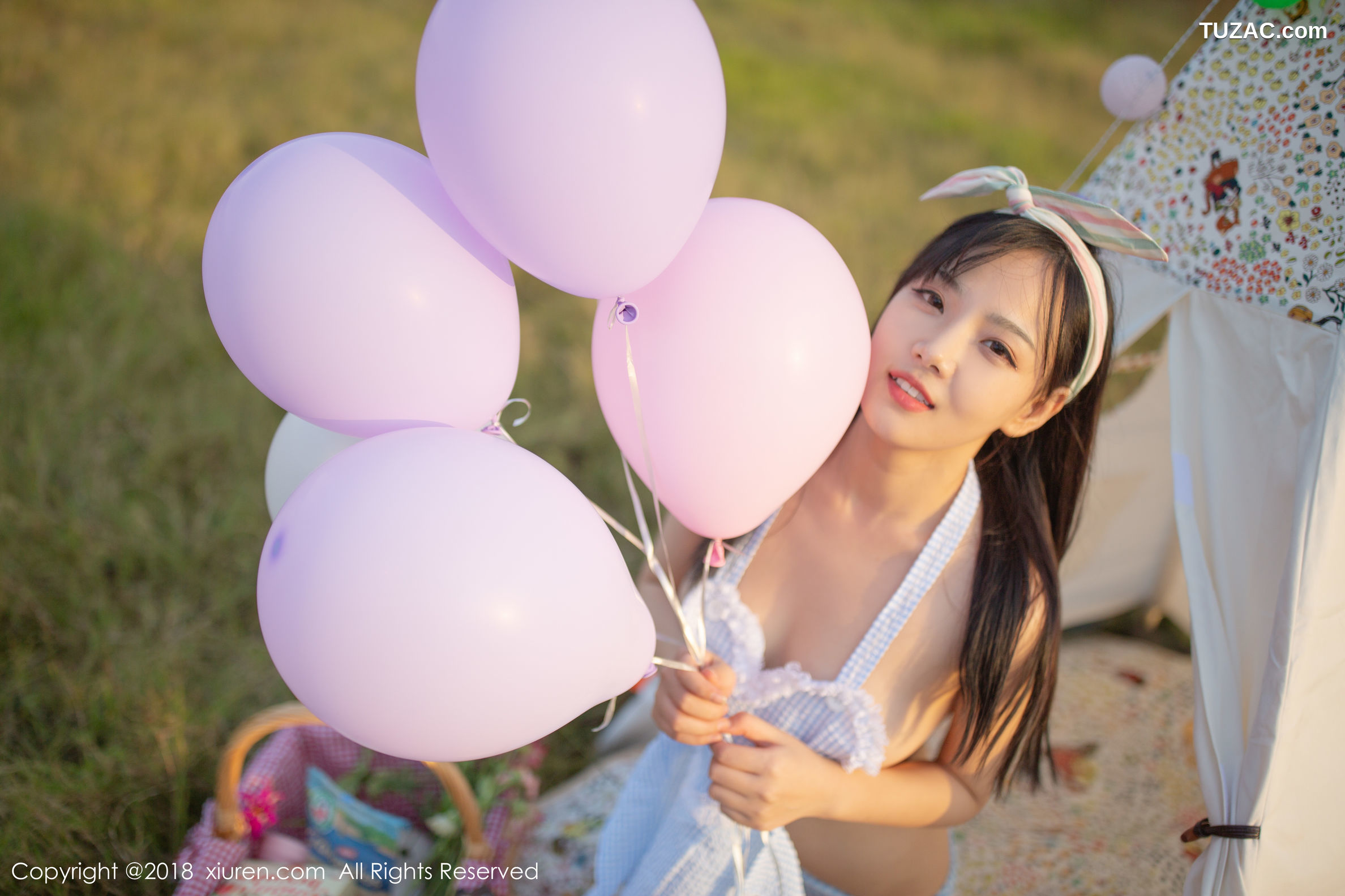 XiuRen秀人网-1207-徐微微-《夕阳下的性感与浪漫》-2018.10.25