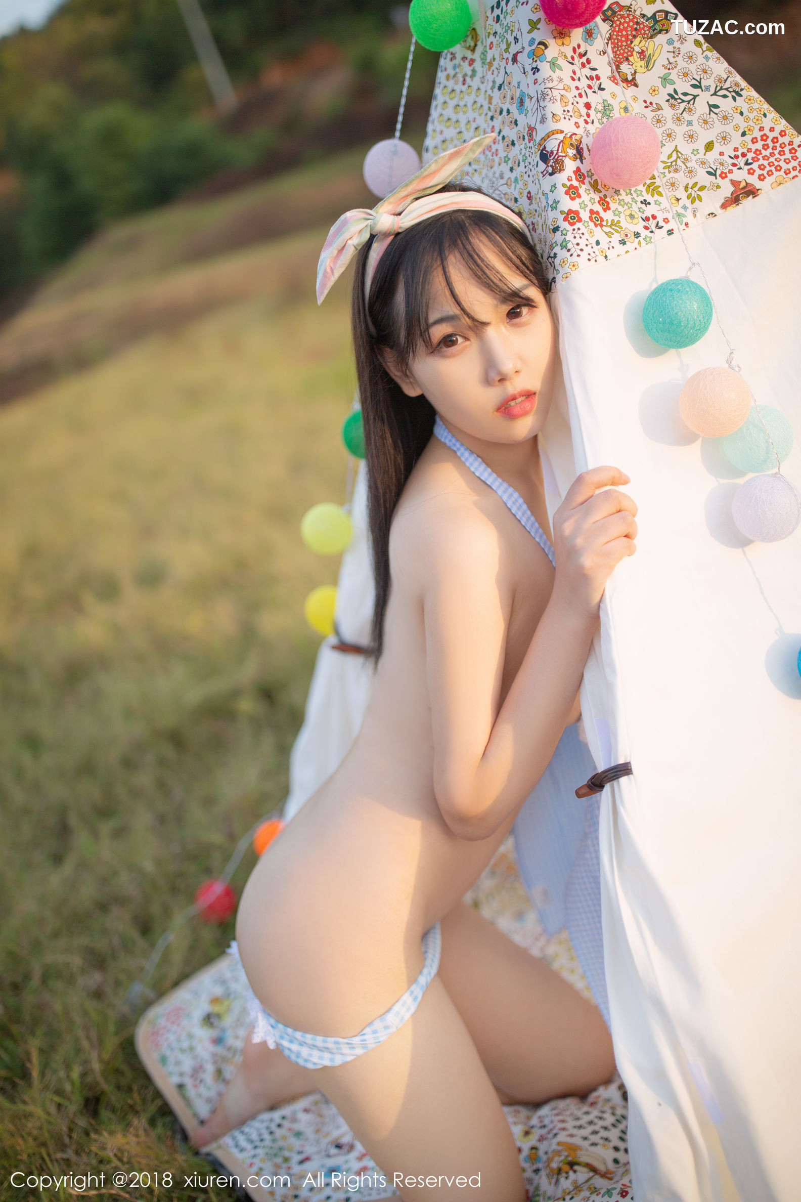 XiuRen秀人网-1207-徐微微-《夕阳下的性感与浪漫》-2018.10.25