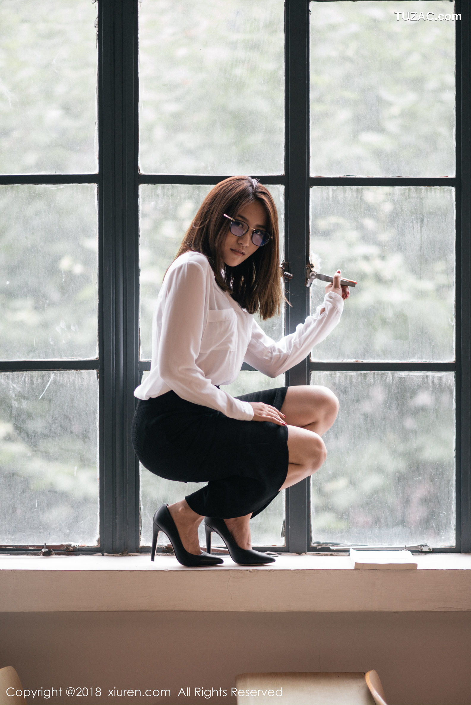 XiuRen秀人网-1267-许诺-《教师OL制服主题系列》-2018.12.14