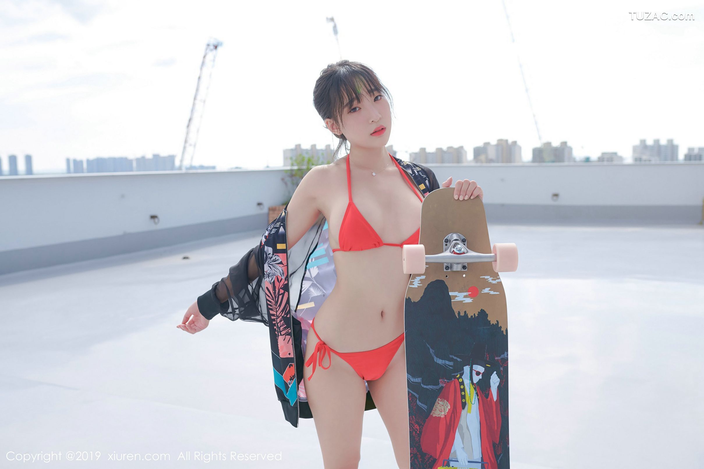 XiuRen秀人网-1304-模特-《比基尼-开背毛衣》-2019.01.08