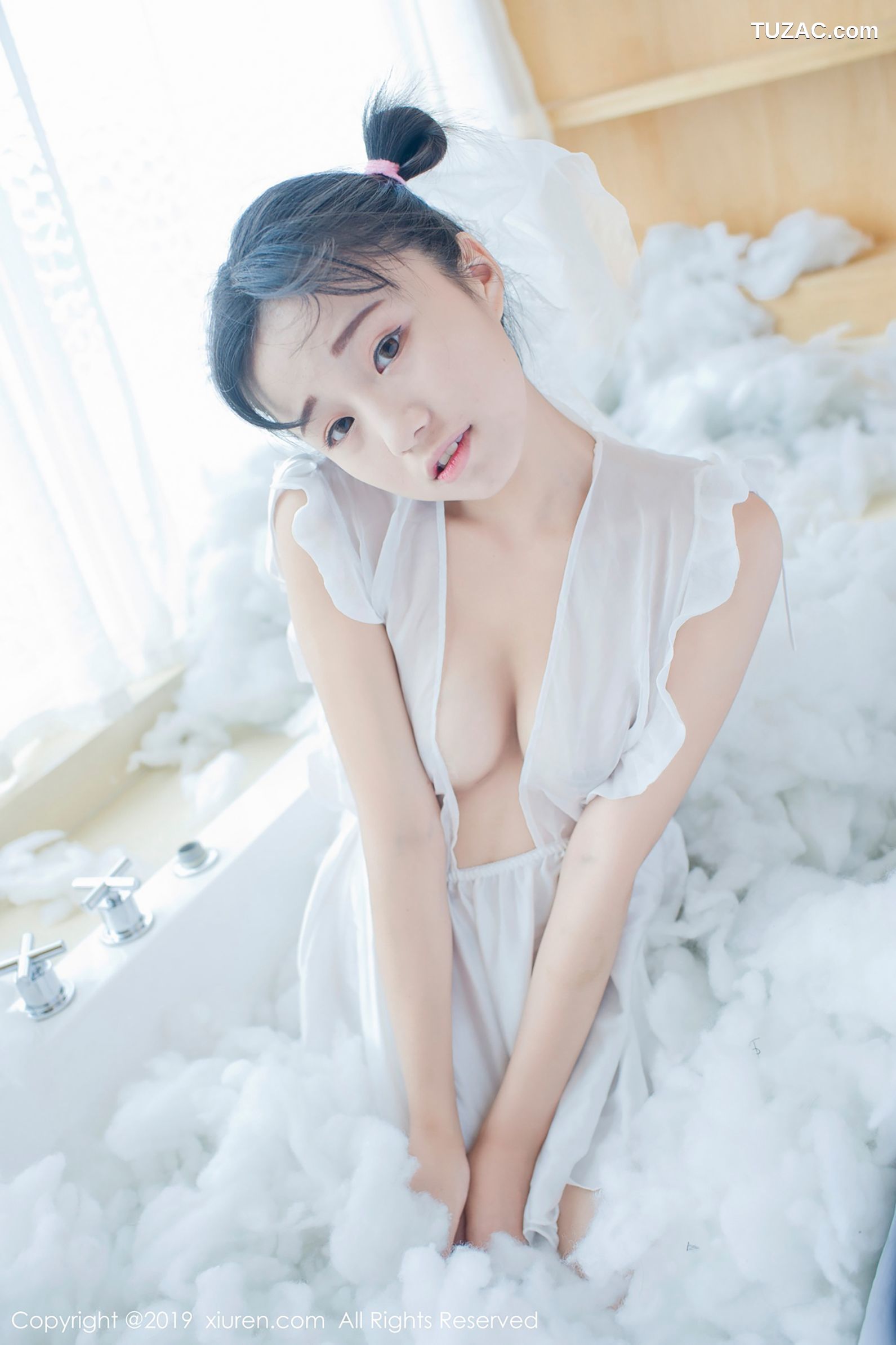 XiuRen秀人网-1313-仓井优香-《蕾丝小新娘-日系蓝色体操服》-2019.01.16